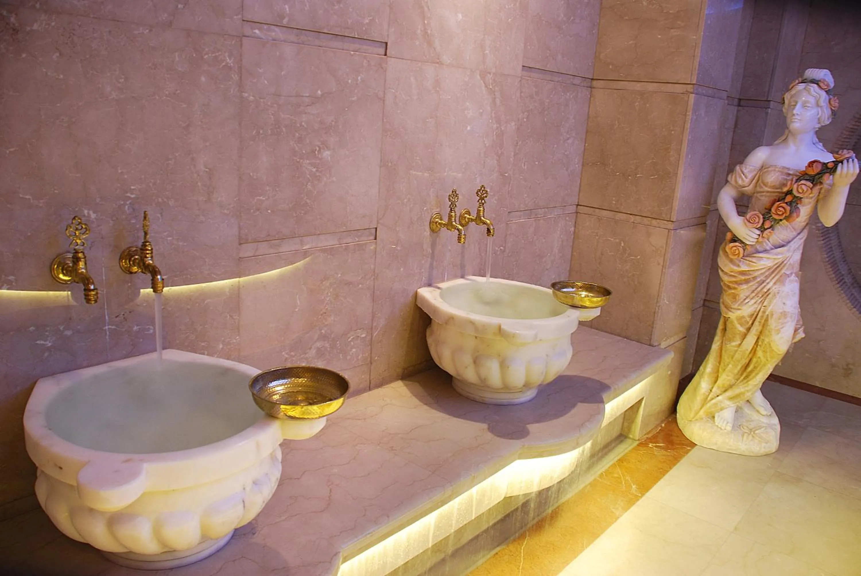 Massage in Hurry Inn Merter Istanbul