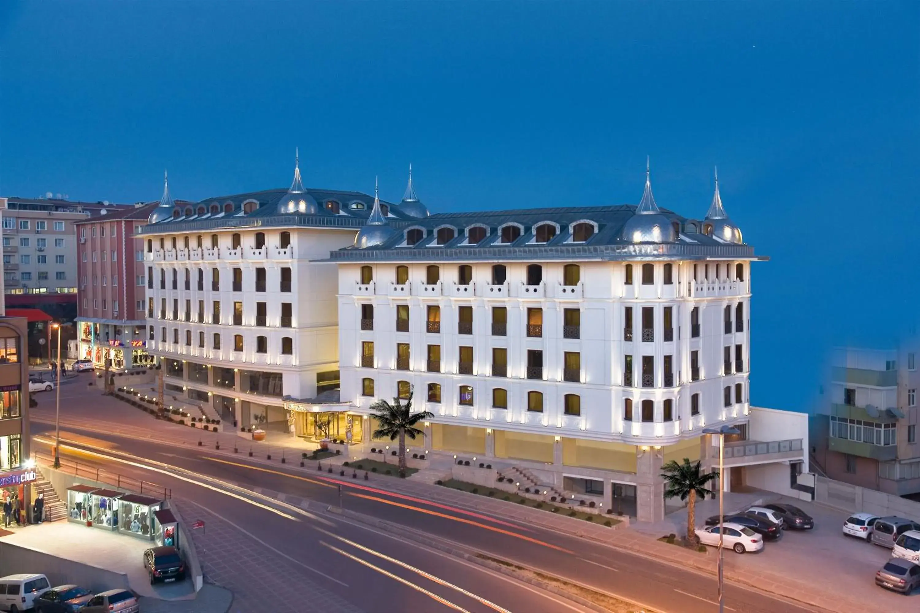 Property building in Hurry Inn Merter Istanbul Property building in Hurry Inn Merter Istanbul