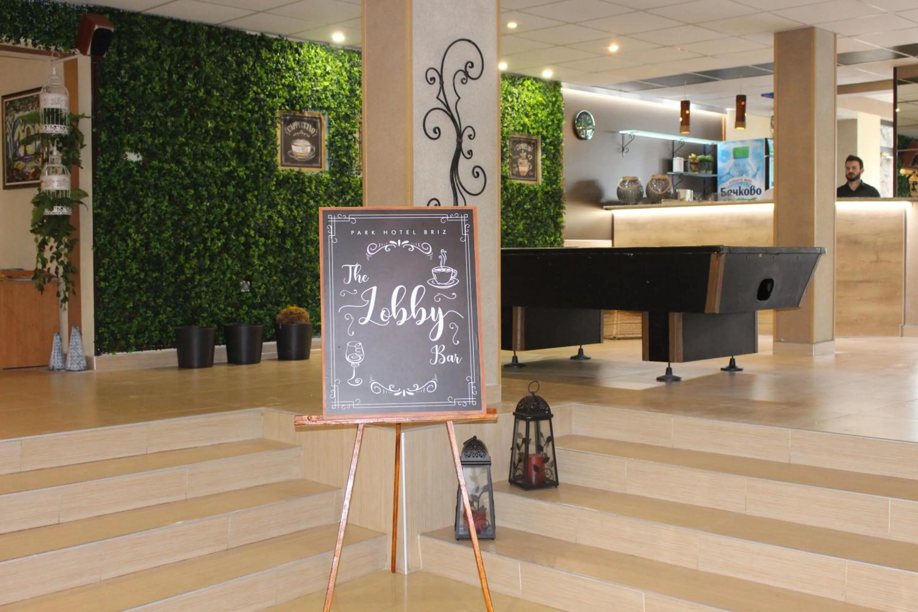 Lobby or reception in Park Hotel Briz - All Inclusive & Free Parking