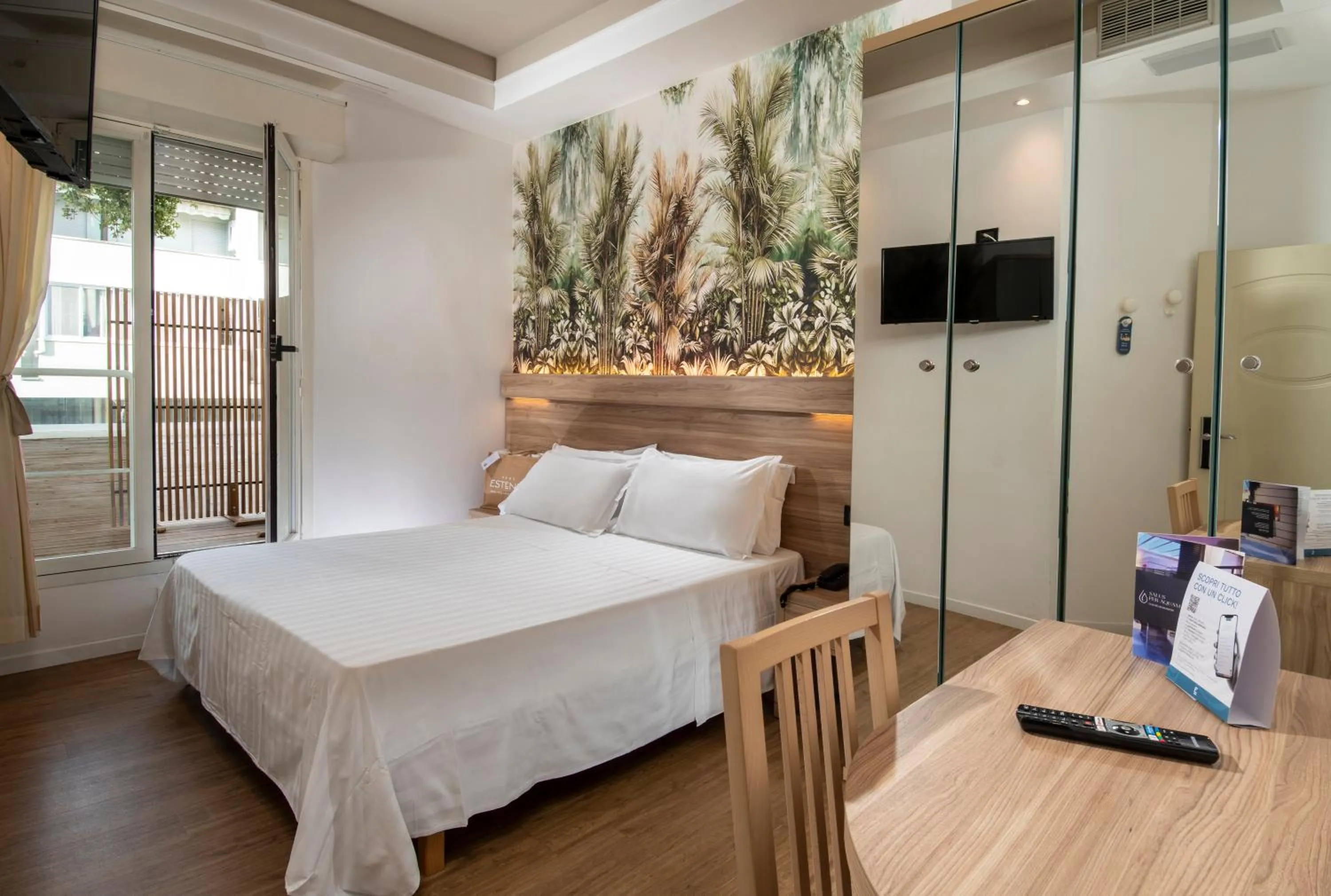 Bedroom, Bed in Hotel Estense