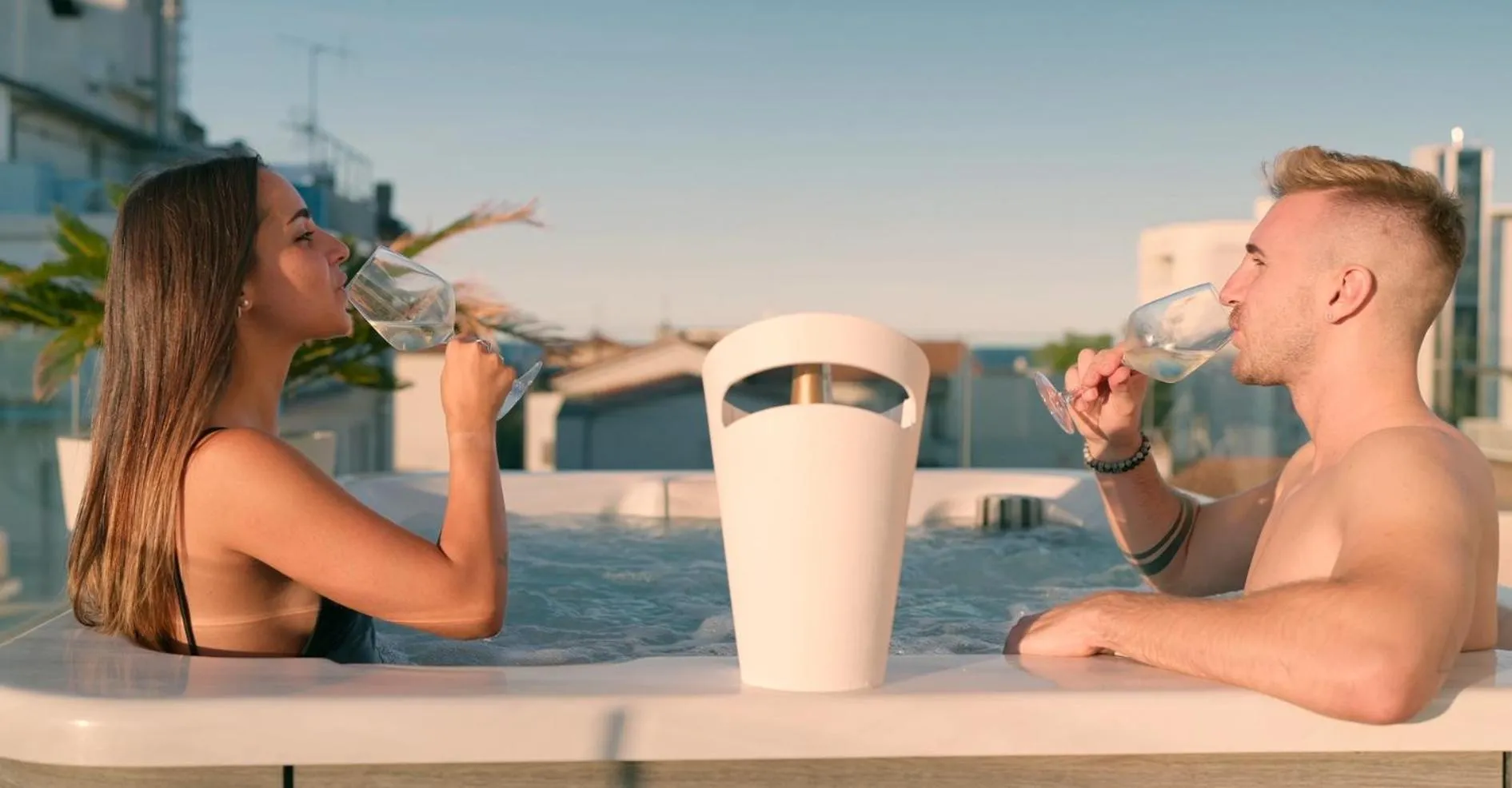 Hot Tub in Hotel Estense