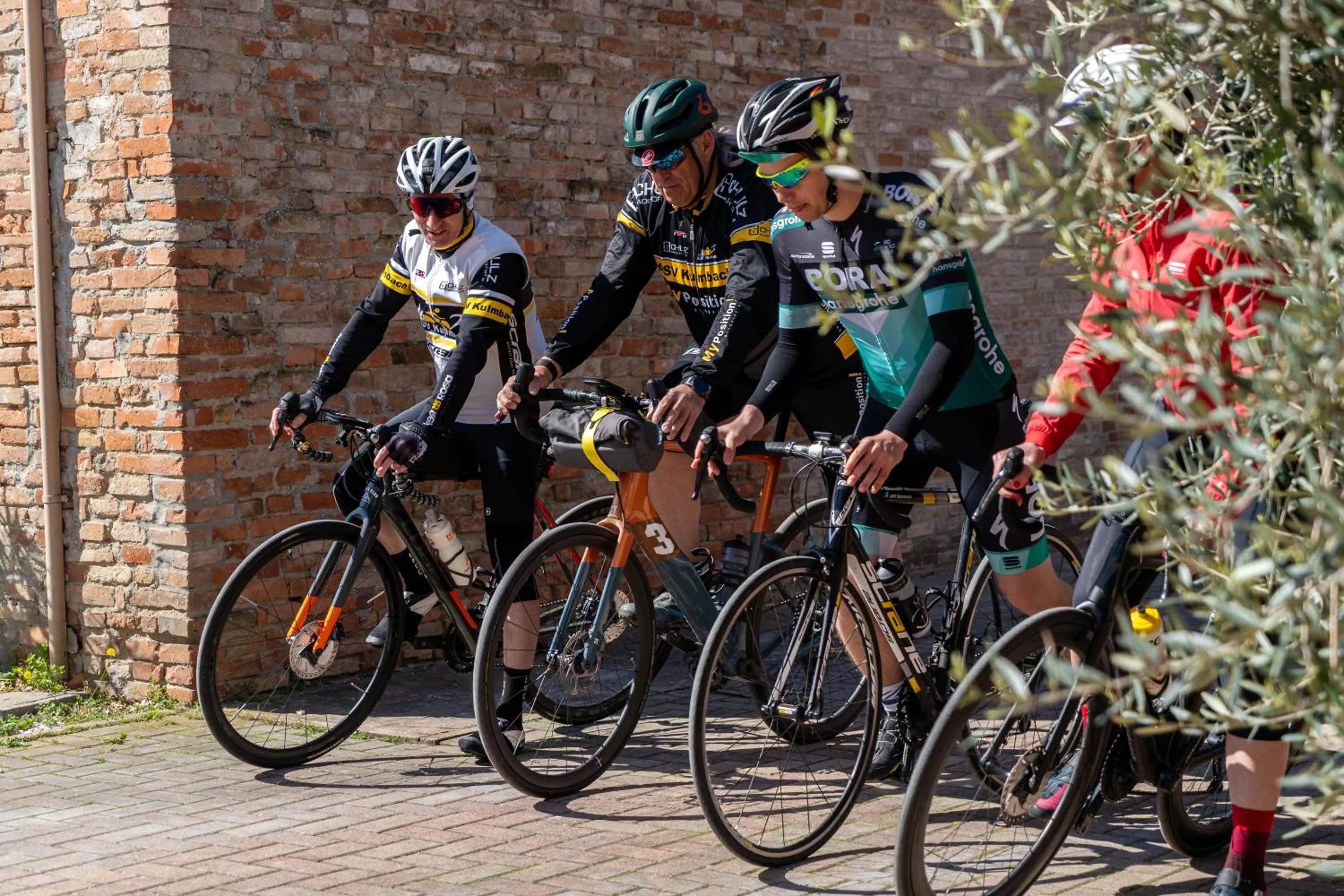 Cycling in Hotel Estense