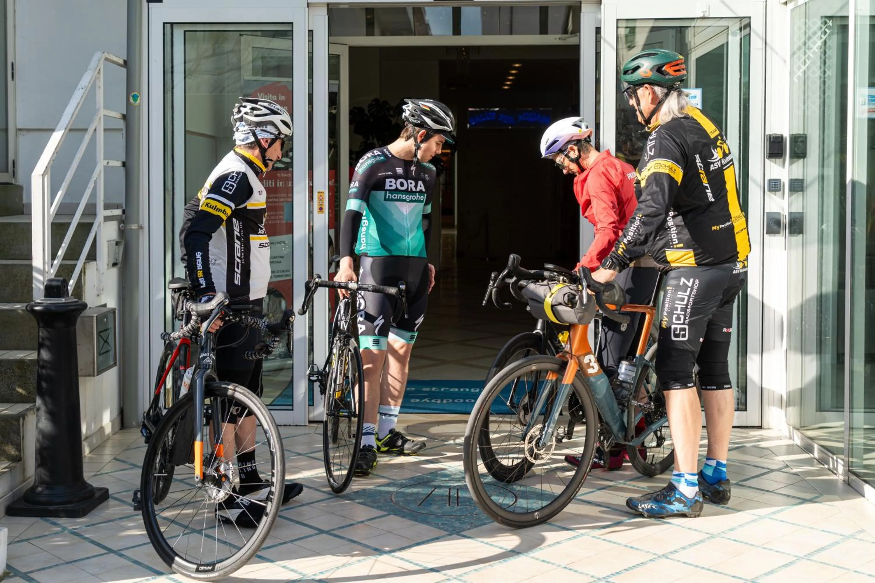 Cycling in Hotel Estense