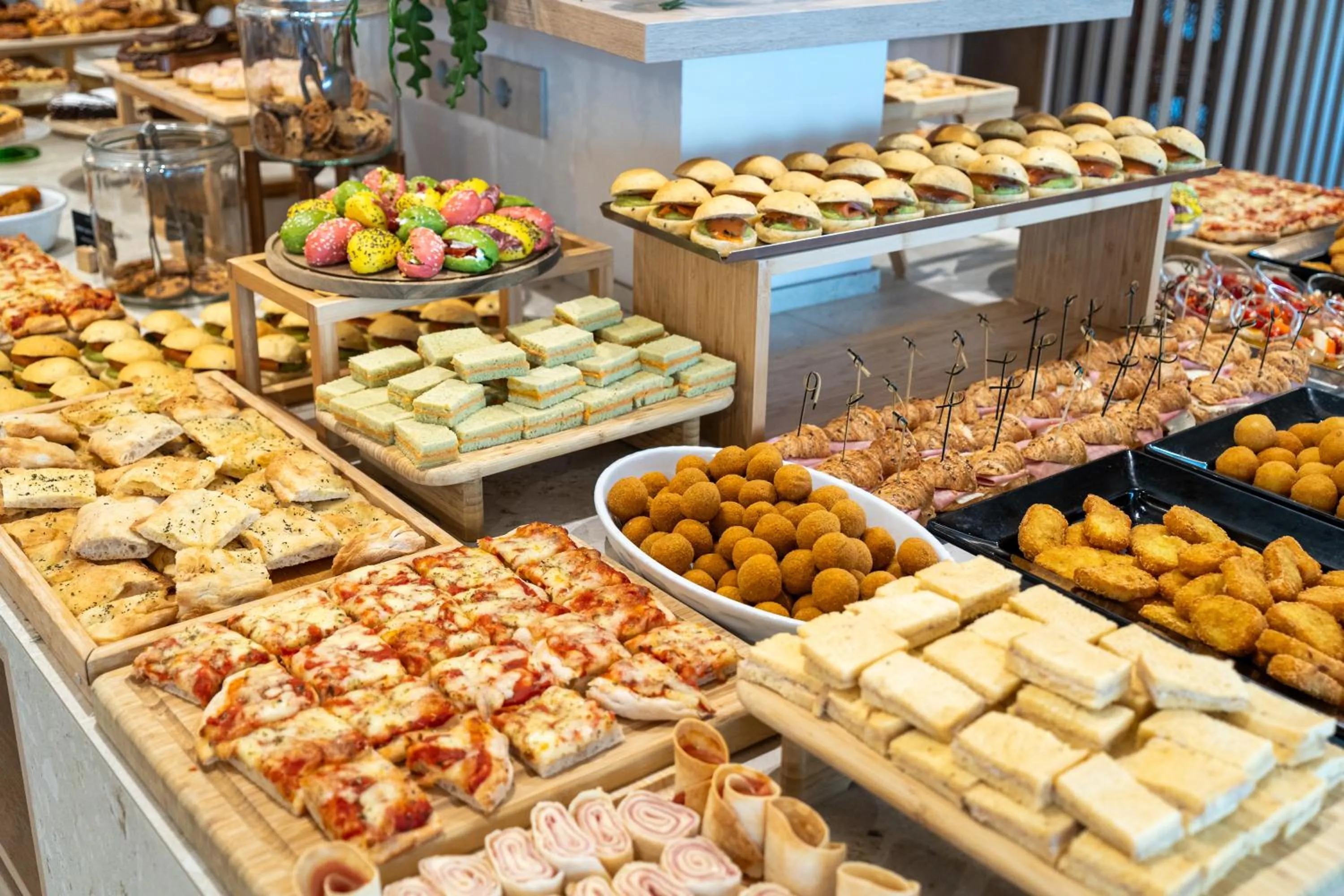 Restaurant/places to eat in Hotel Estense