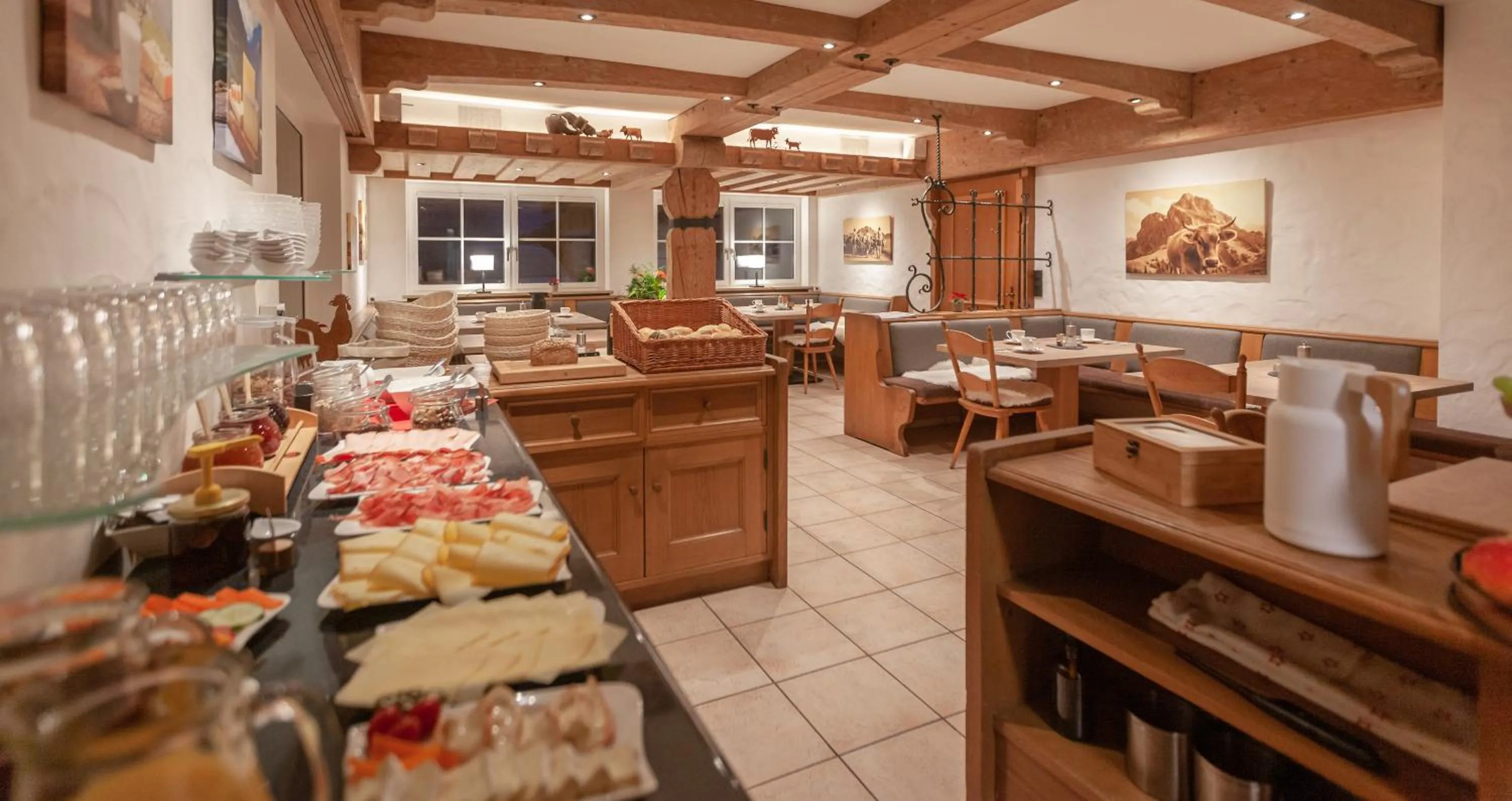 Breakfast in Hotel-Garni Kalkbrennerhof