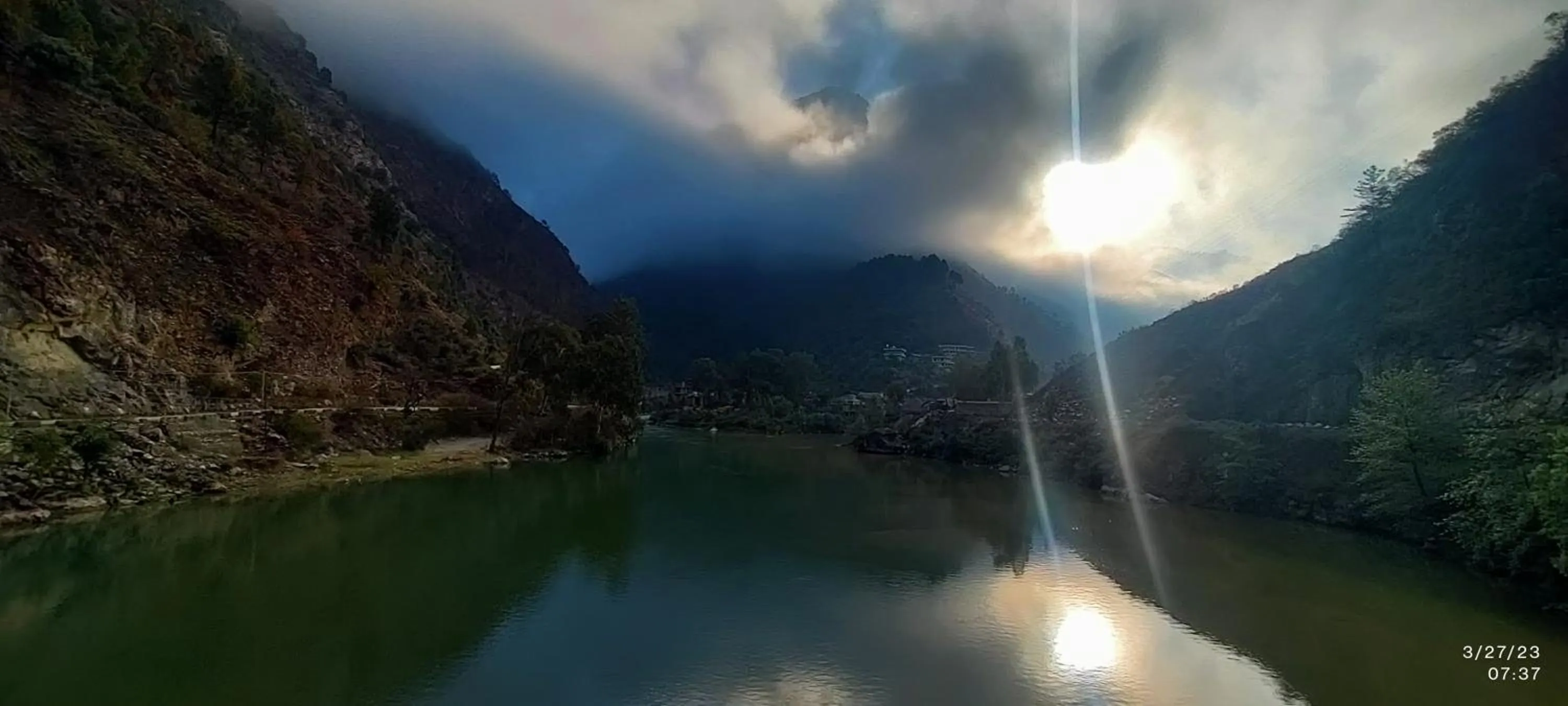 Tirthan Grand Riverside