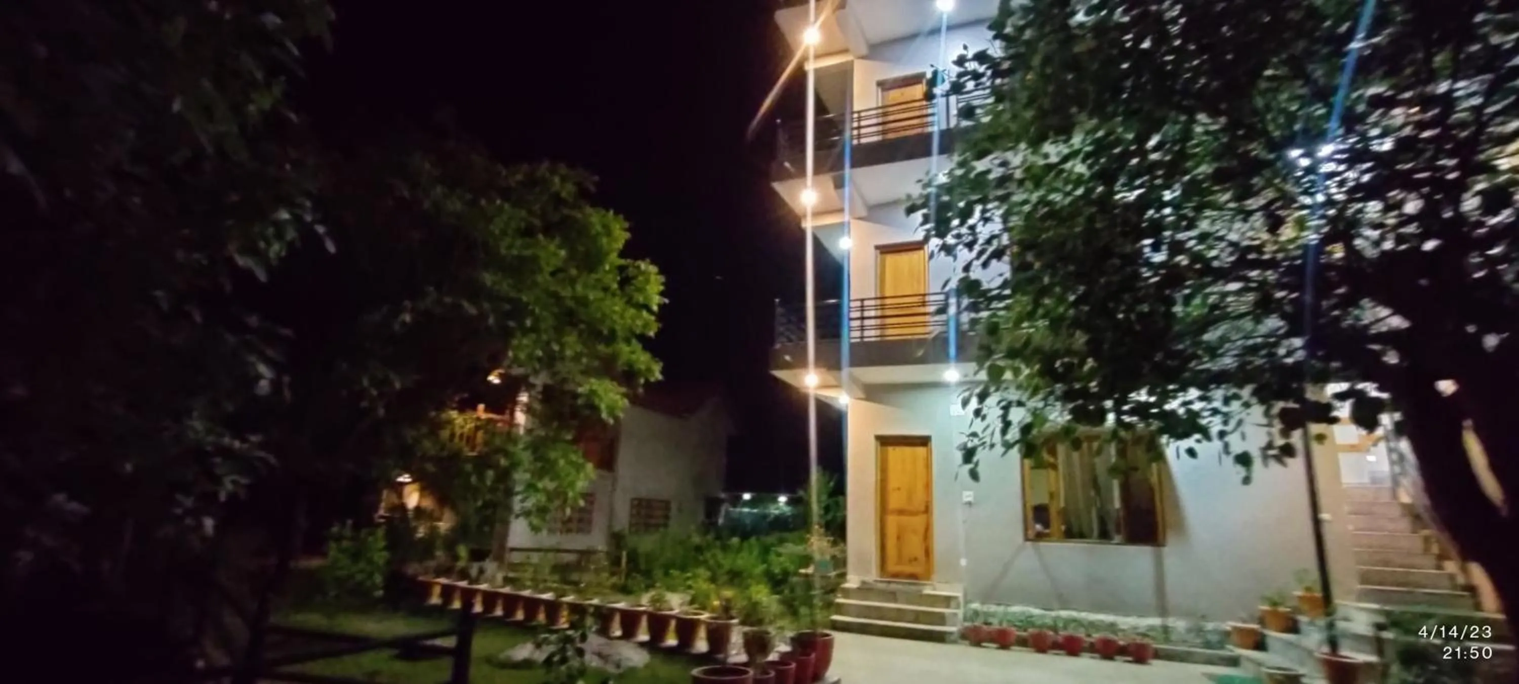 Tirthan Grand Riverside