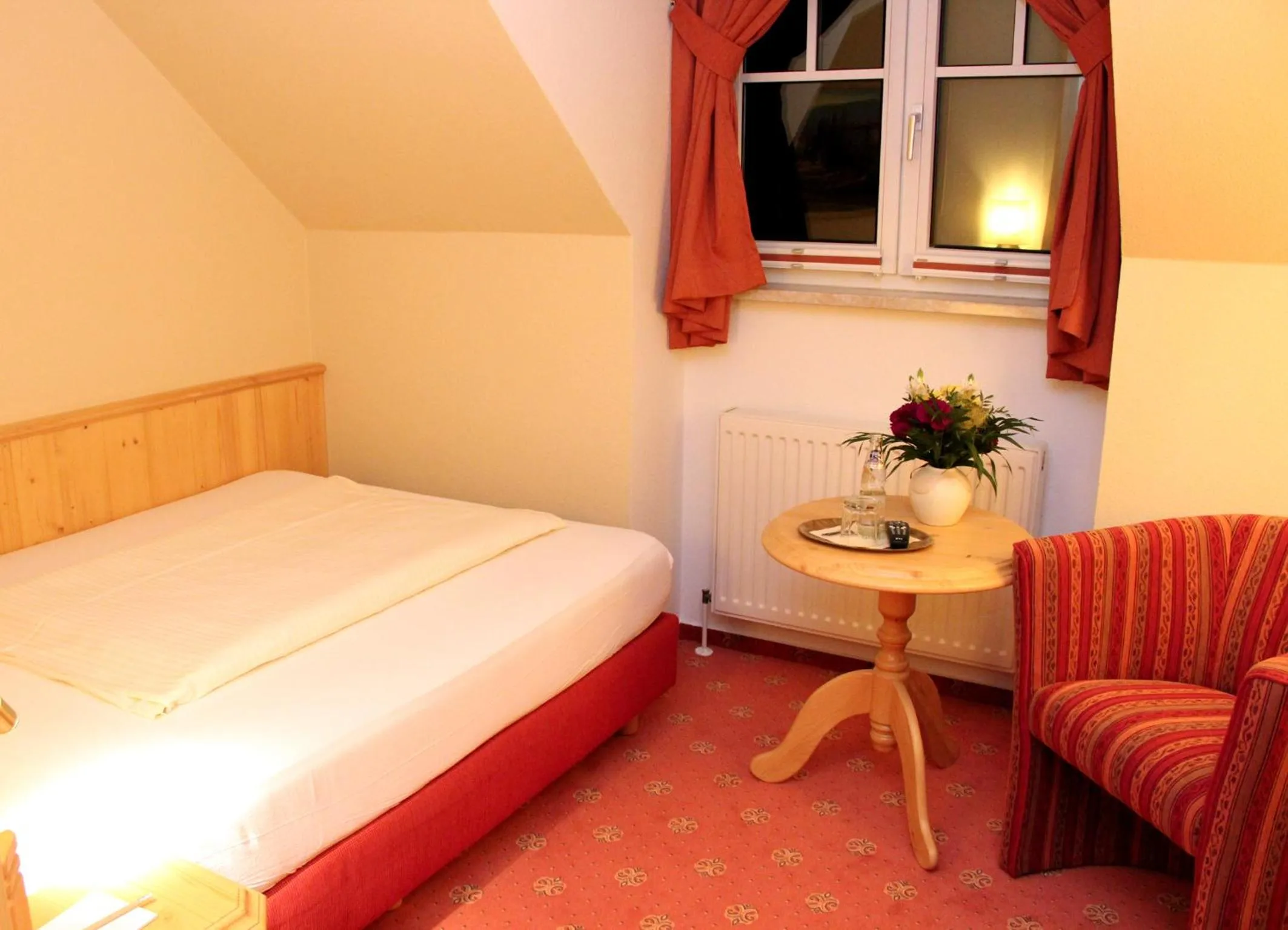 Decorative detail, Bed in Kurpark Flair Hotel Im Ilsetal