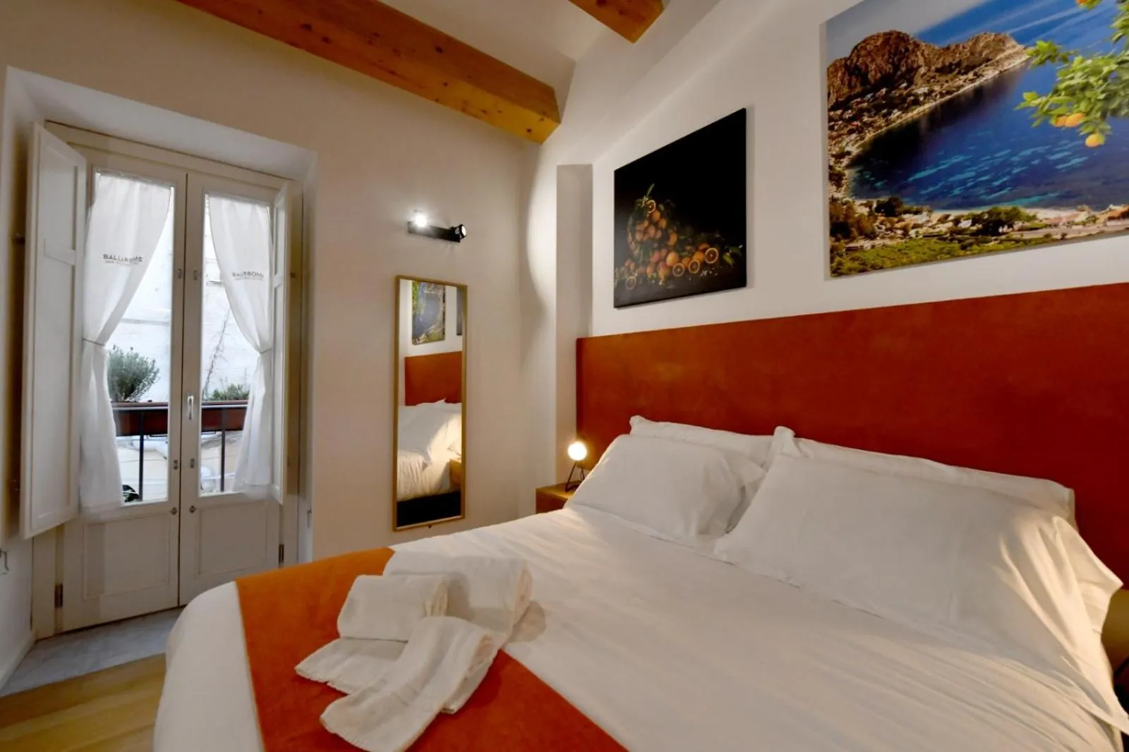 Bed in Ballarooms B&B Palermo Centro