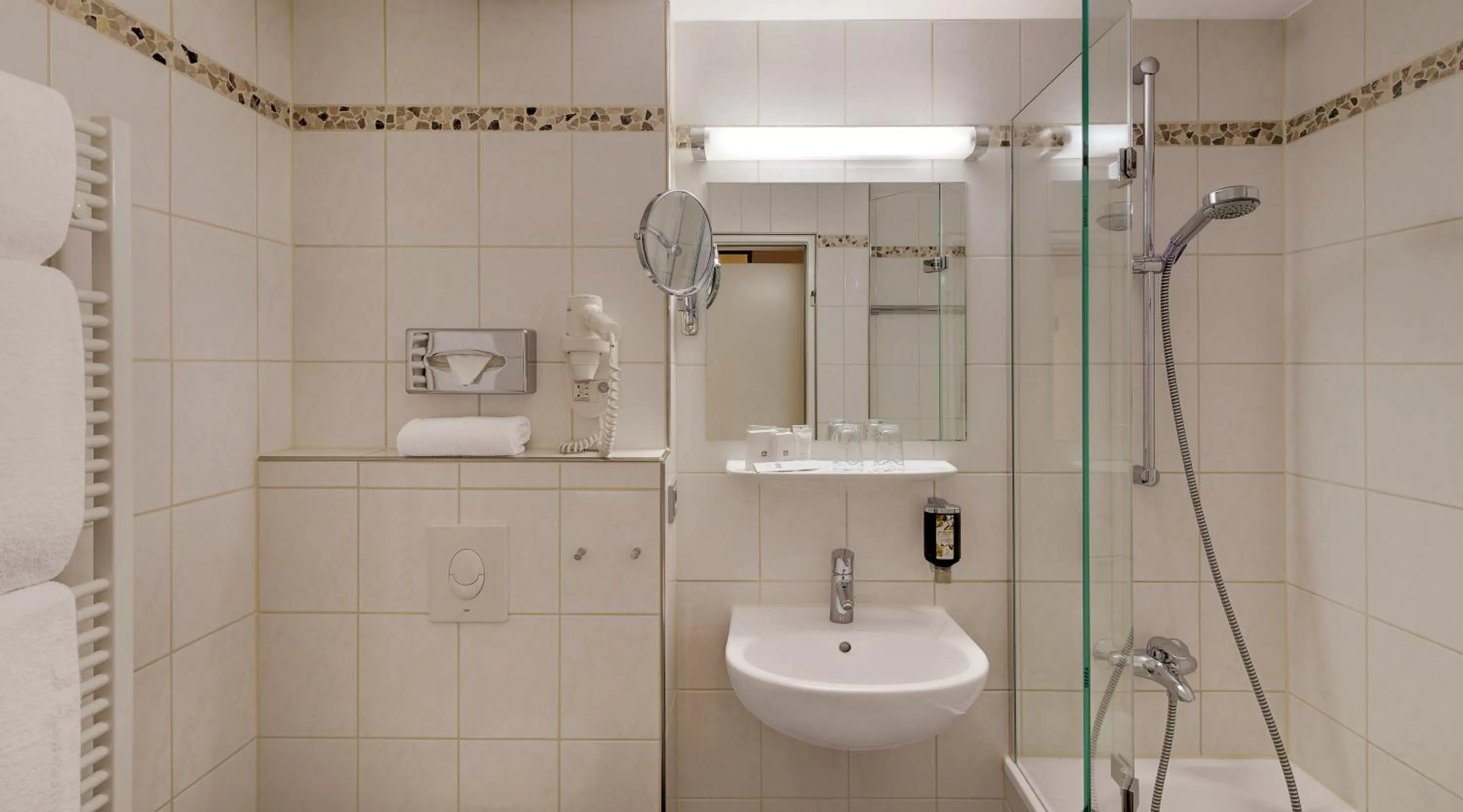 Shower in Best Western Hotel Darmstadt Mitte