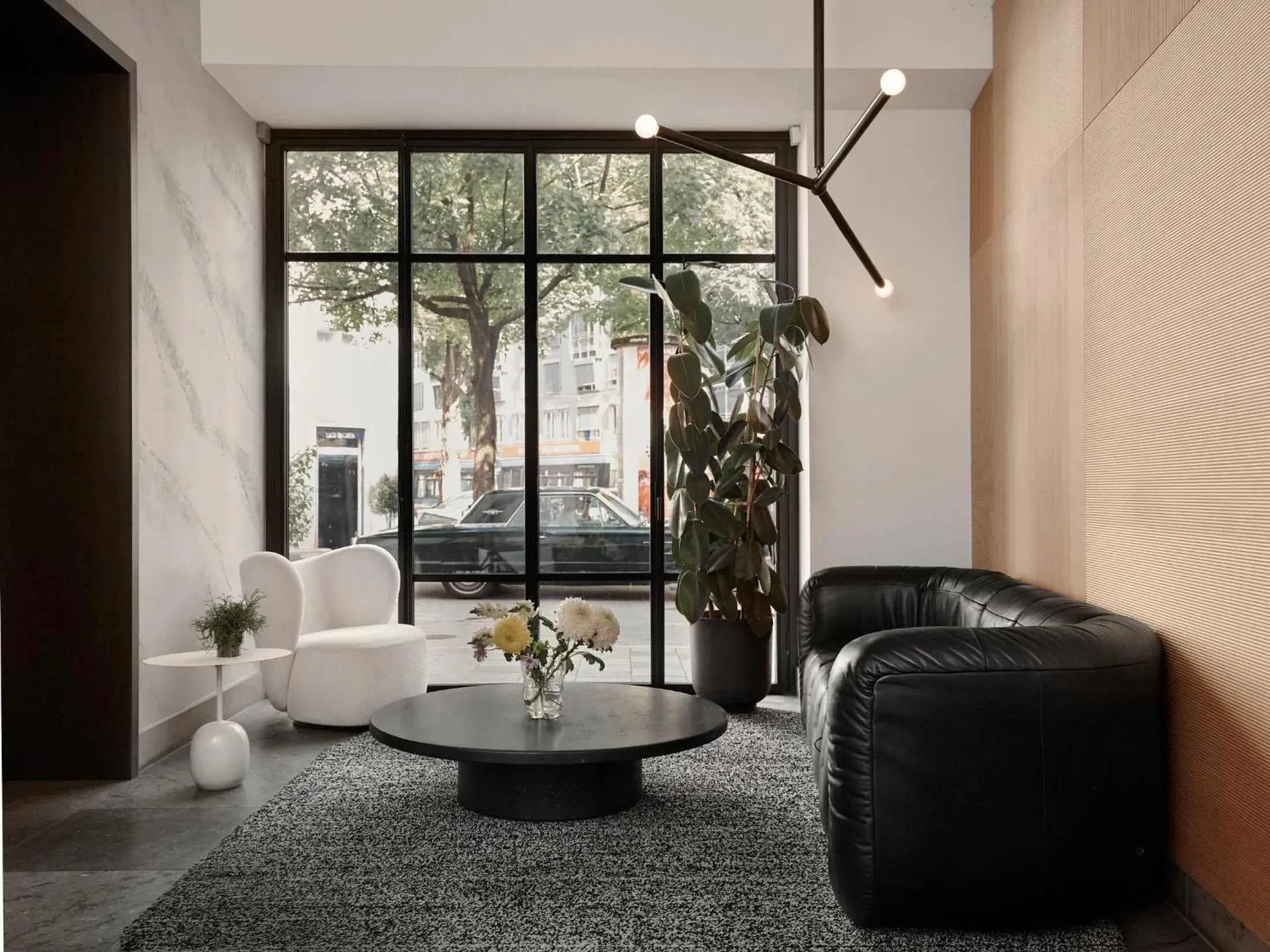 Facade/entrance in Bob W Munich Old Town Facade/entrance in Bob W Munich Old Town