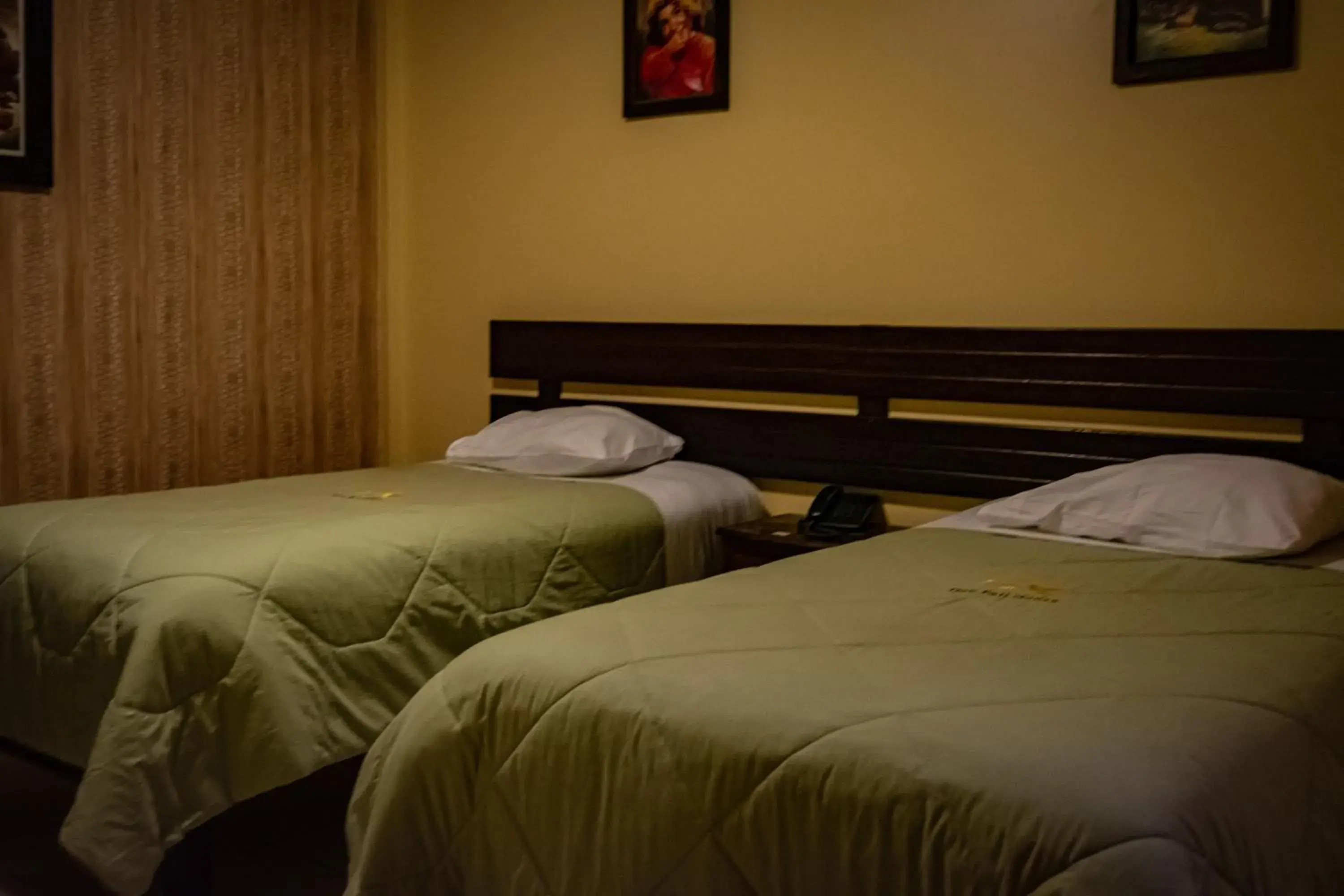 Twin Room - single occupancy in Don Feli House Twin Room - single occupancy in Don Feli House
