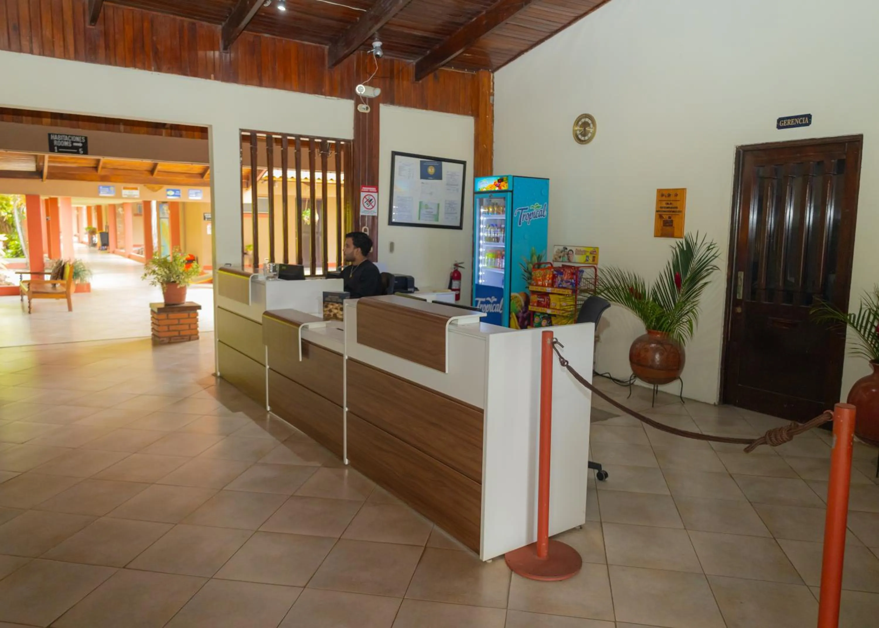 Lobby or reception in Hotel Las Espuelas, Bar & Restaurant