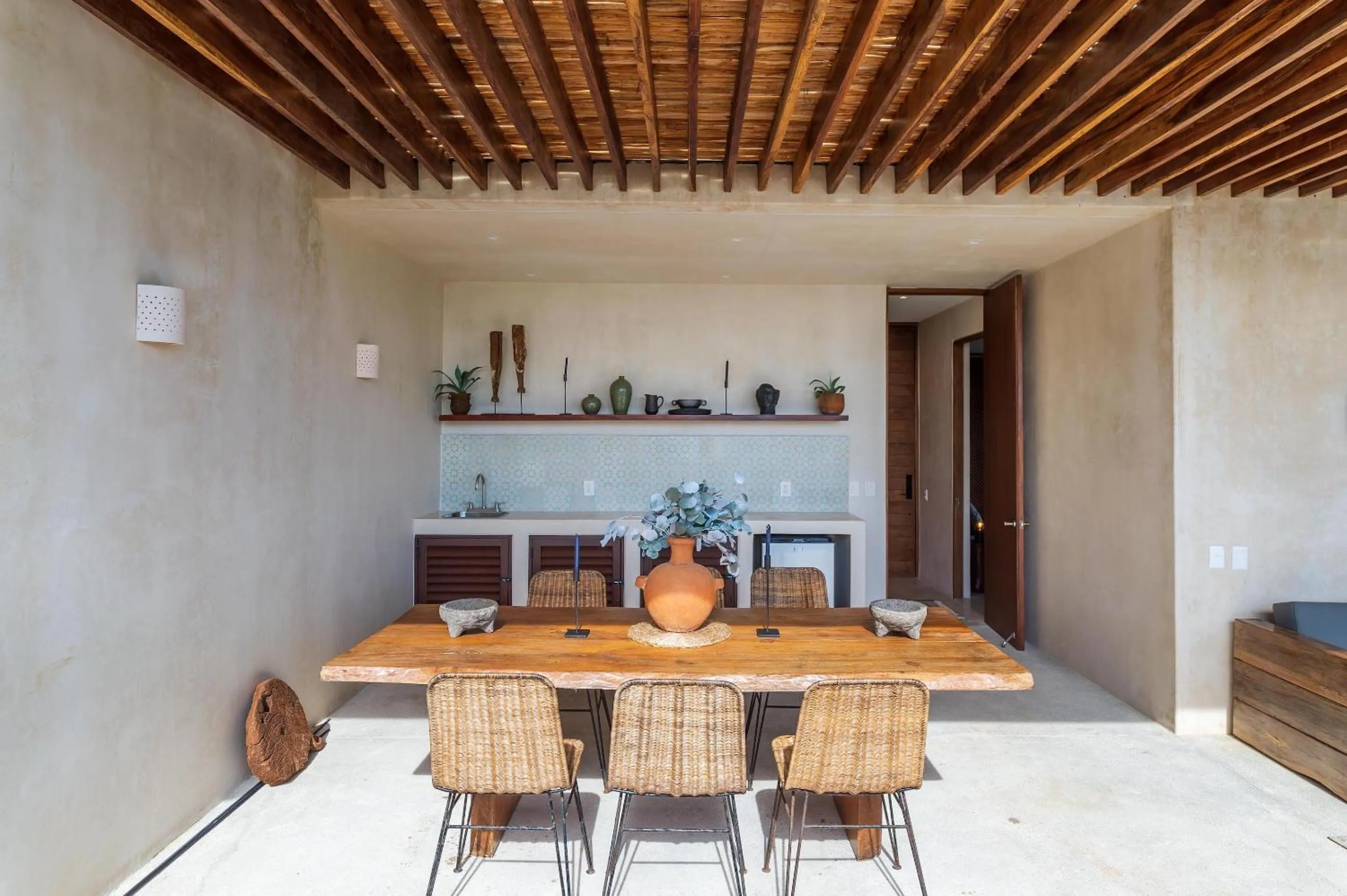 Dining area in Casa Wahh