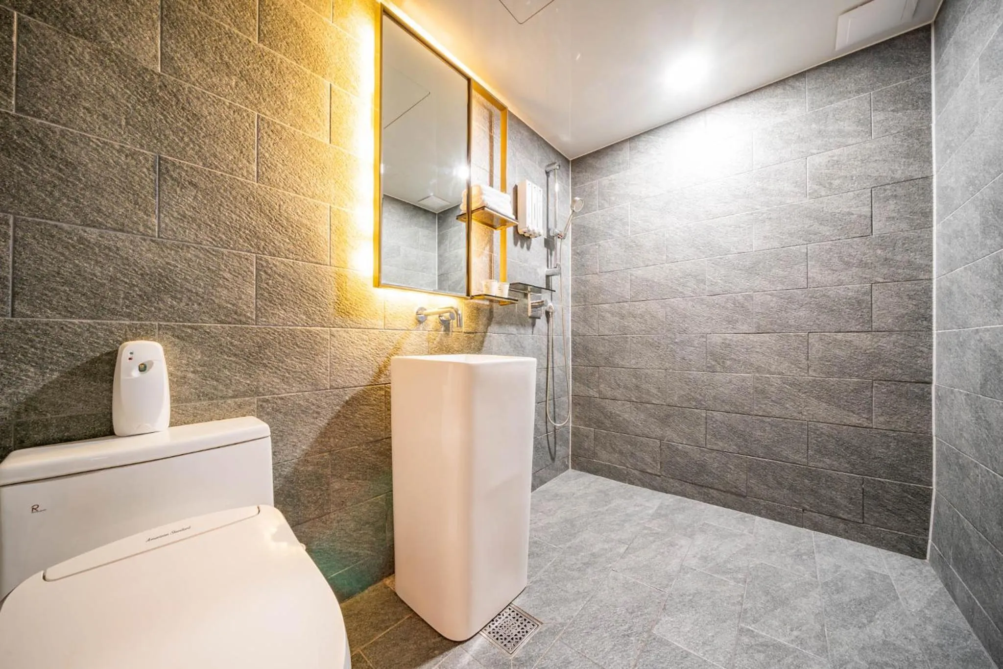 Suncheon Hound Hotel Suncheon Station Branch