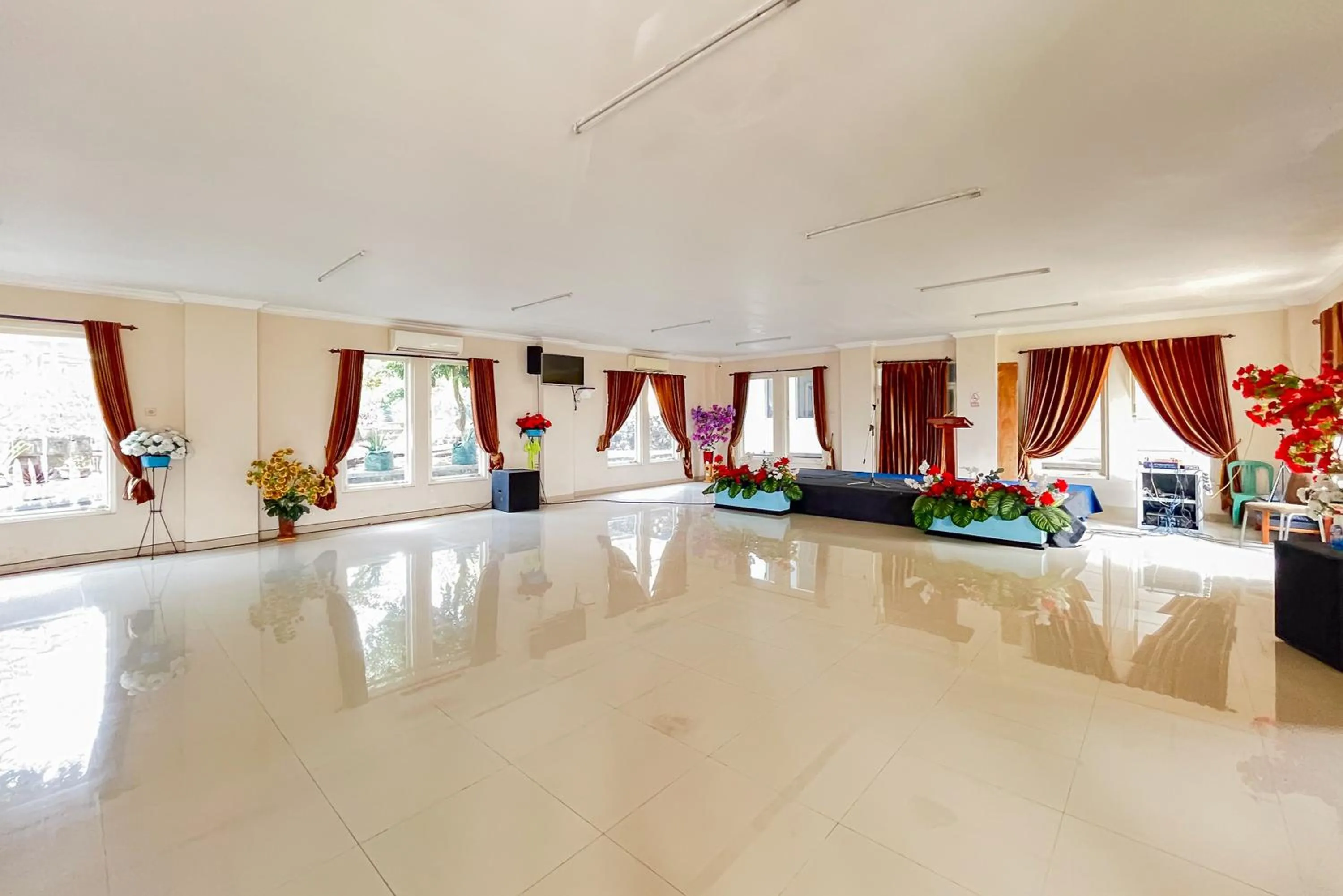 Property building in Papa Kana Farm Mitra RedDoorz At Pacet Mojokerto