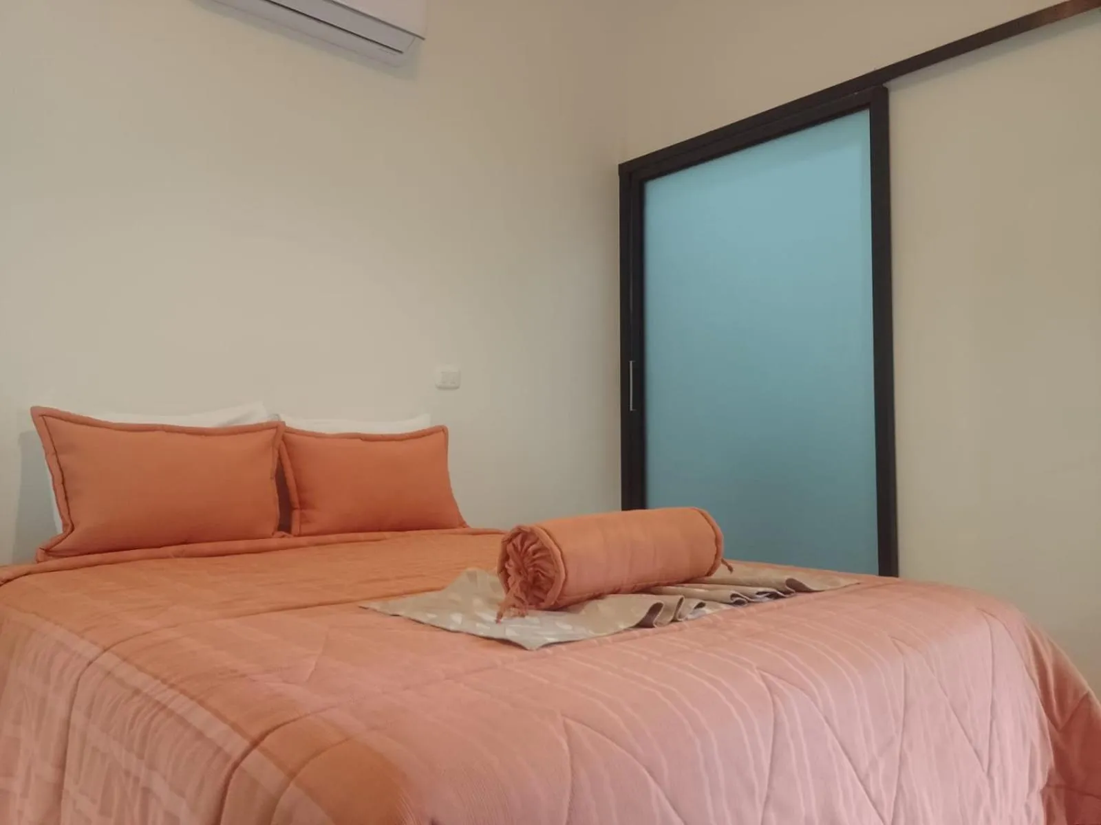 Bed in Hotel San Rafael Ecolodge