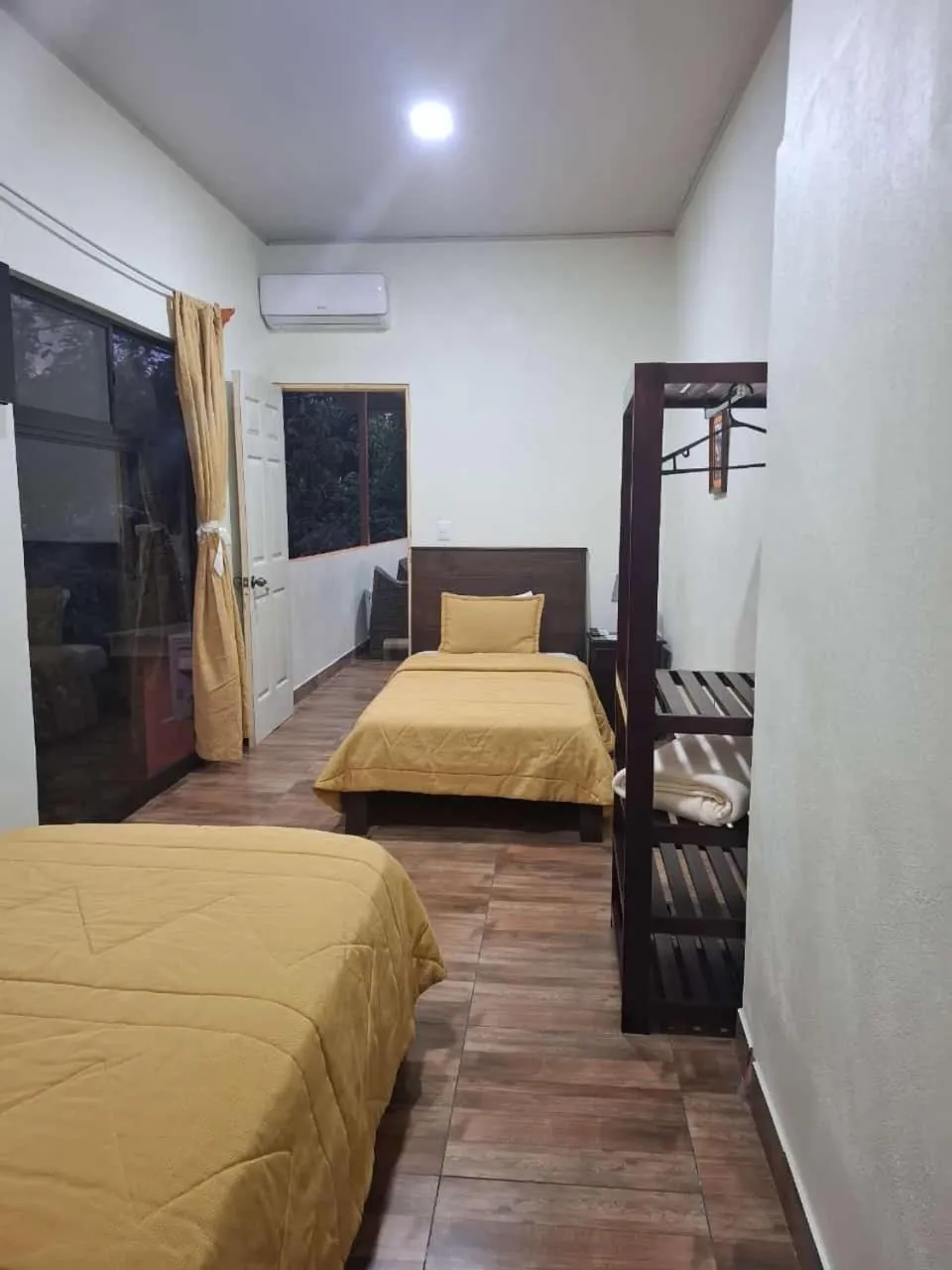 Bed in Hotel San Rafael Ecolodge