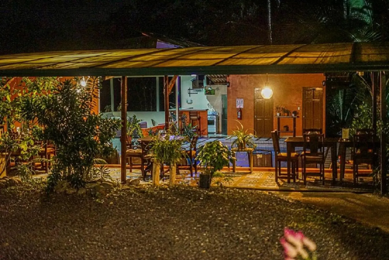 Swimming pool in Hotel San Rafael Ecolodge