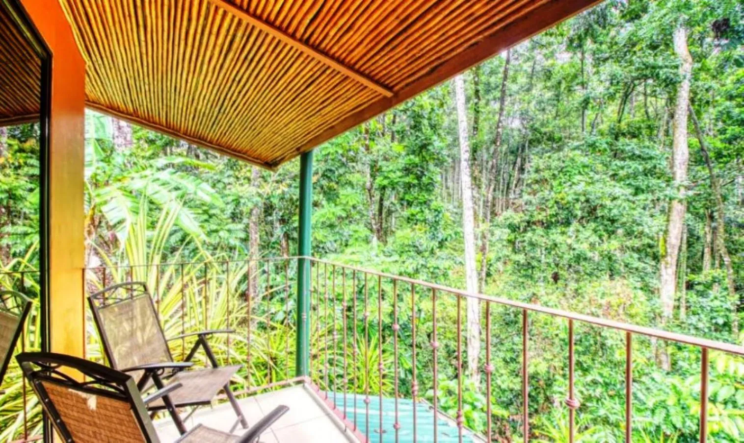 Balcony/Terrace in Hotel San Rafael Ecolodge