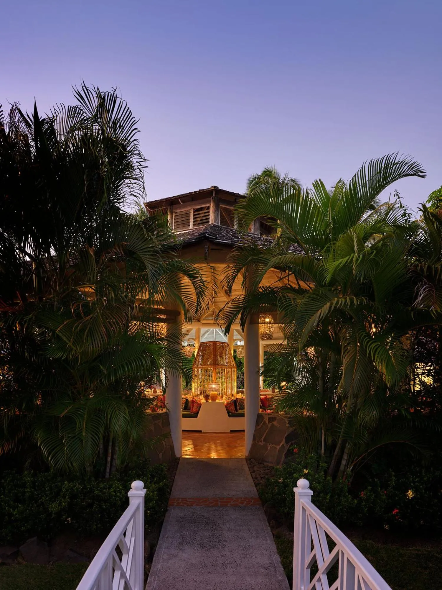 Restaurant/places to eat in East Winds St. Lucia- All Inclusive