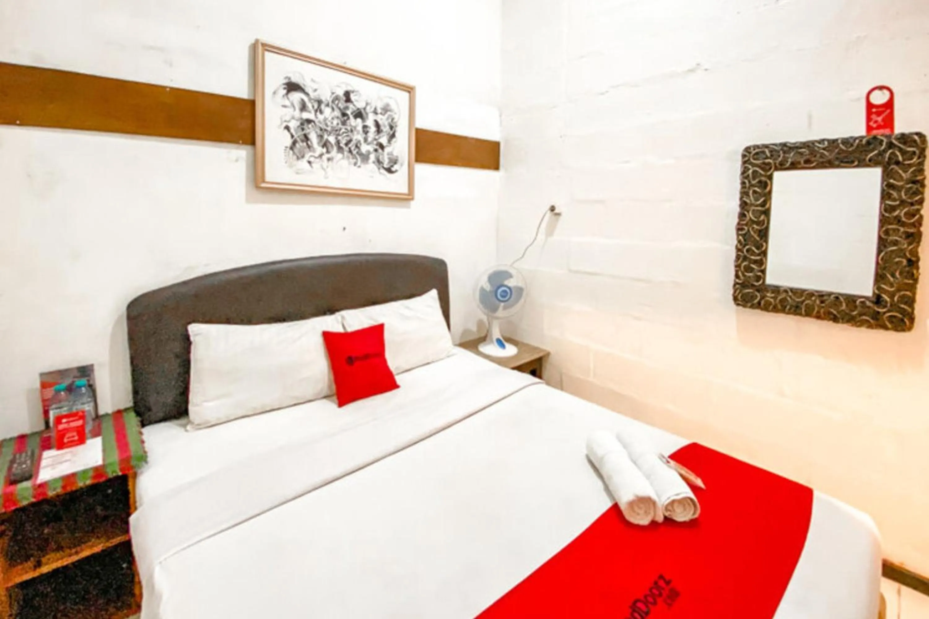 Bed in RedDoorz Plus near Balai Kota Batu 2