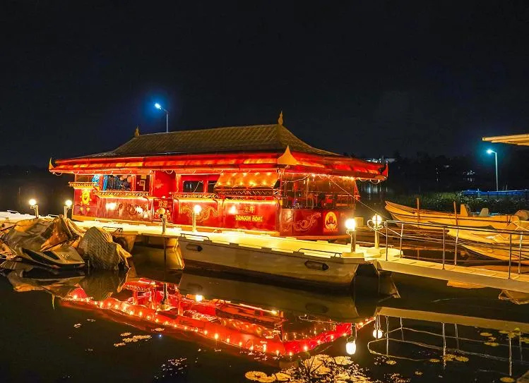 Restaurant/places to eat in Ramadia Ran Mal Holiday Resort