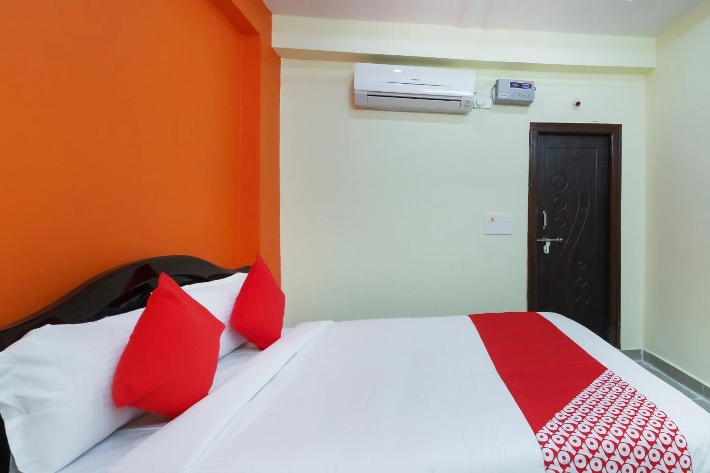 Bedroom, Bed in Hotel O S V Residency