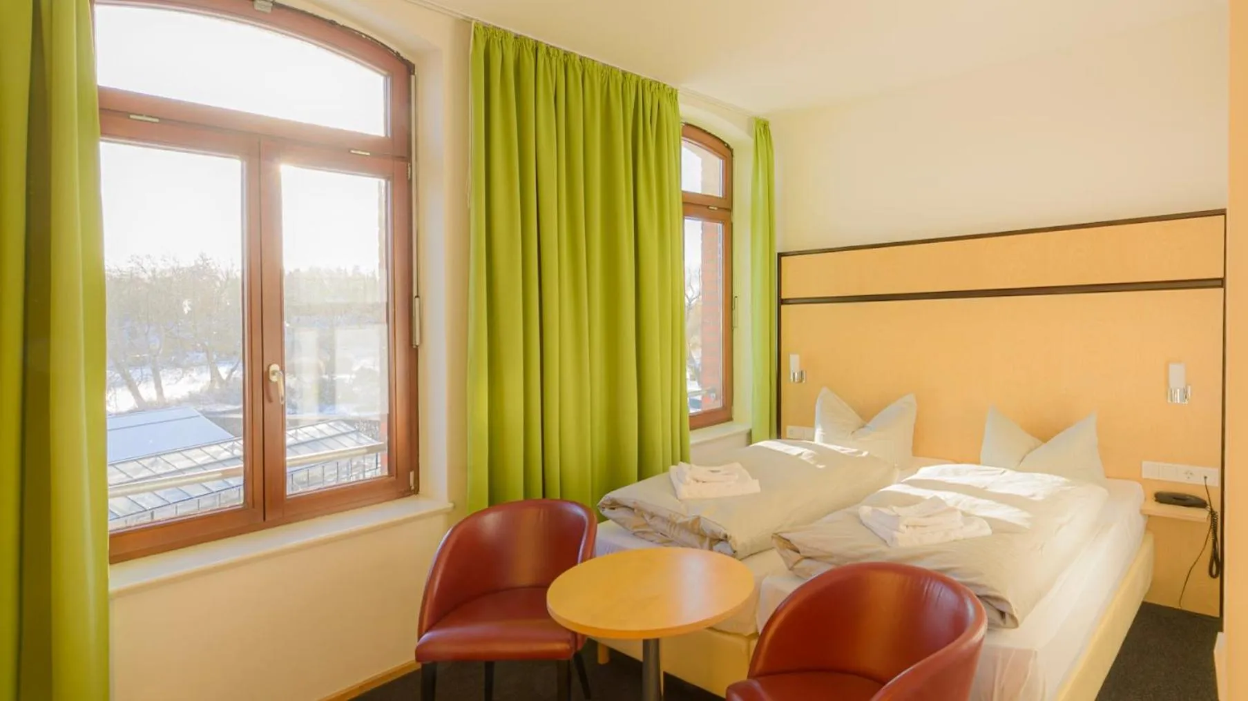 Photo of the whole room, Bed in Hotel Am Tiefwarensee