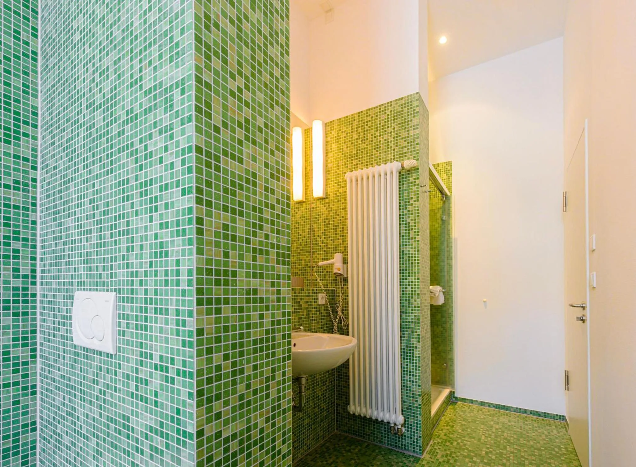 Photo of the whole room in Hotel Am Tiefwarensee