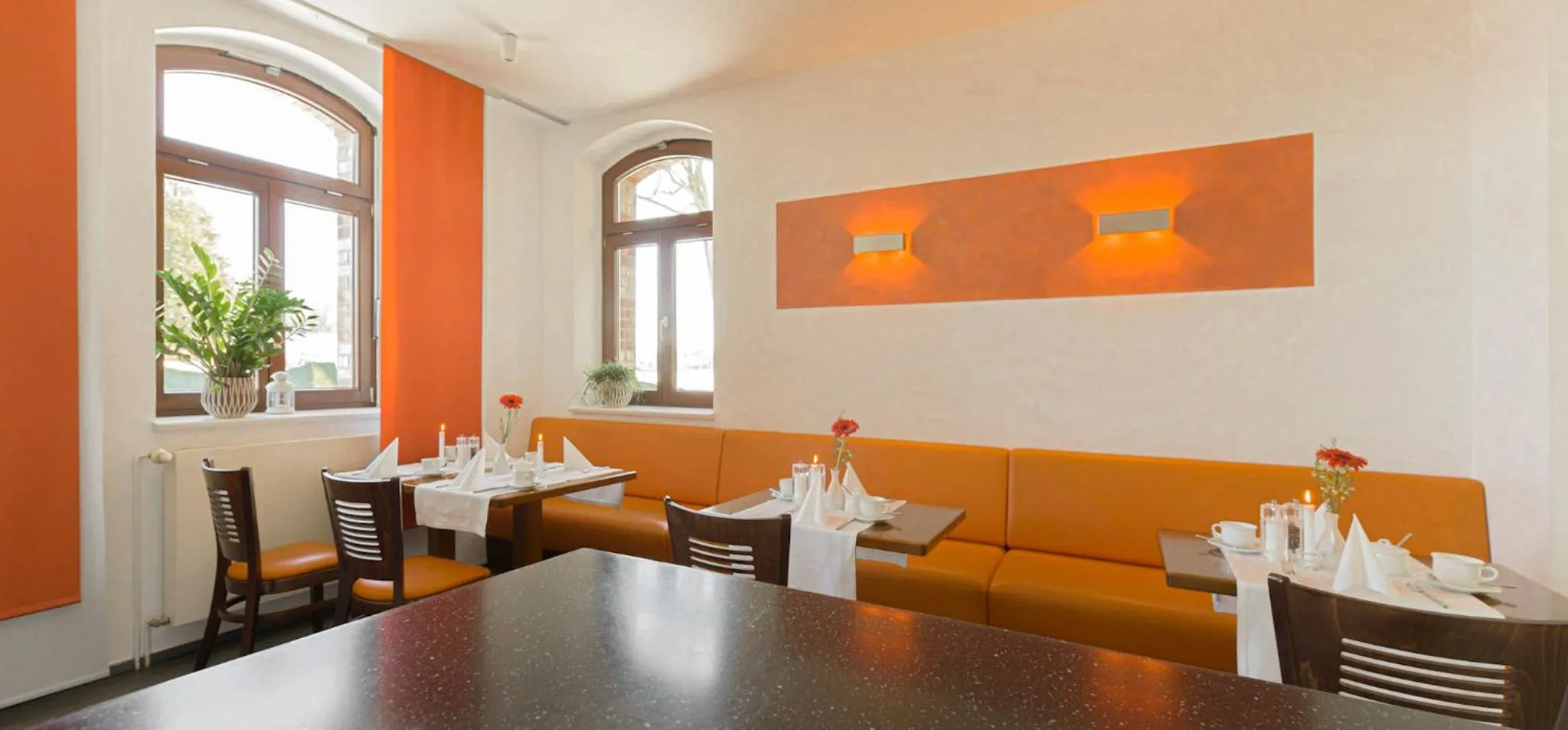 Property building in Hotel Am Tiefwarensee