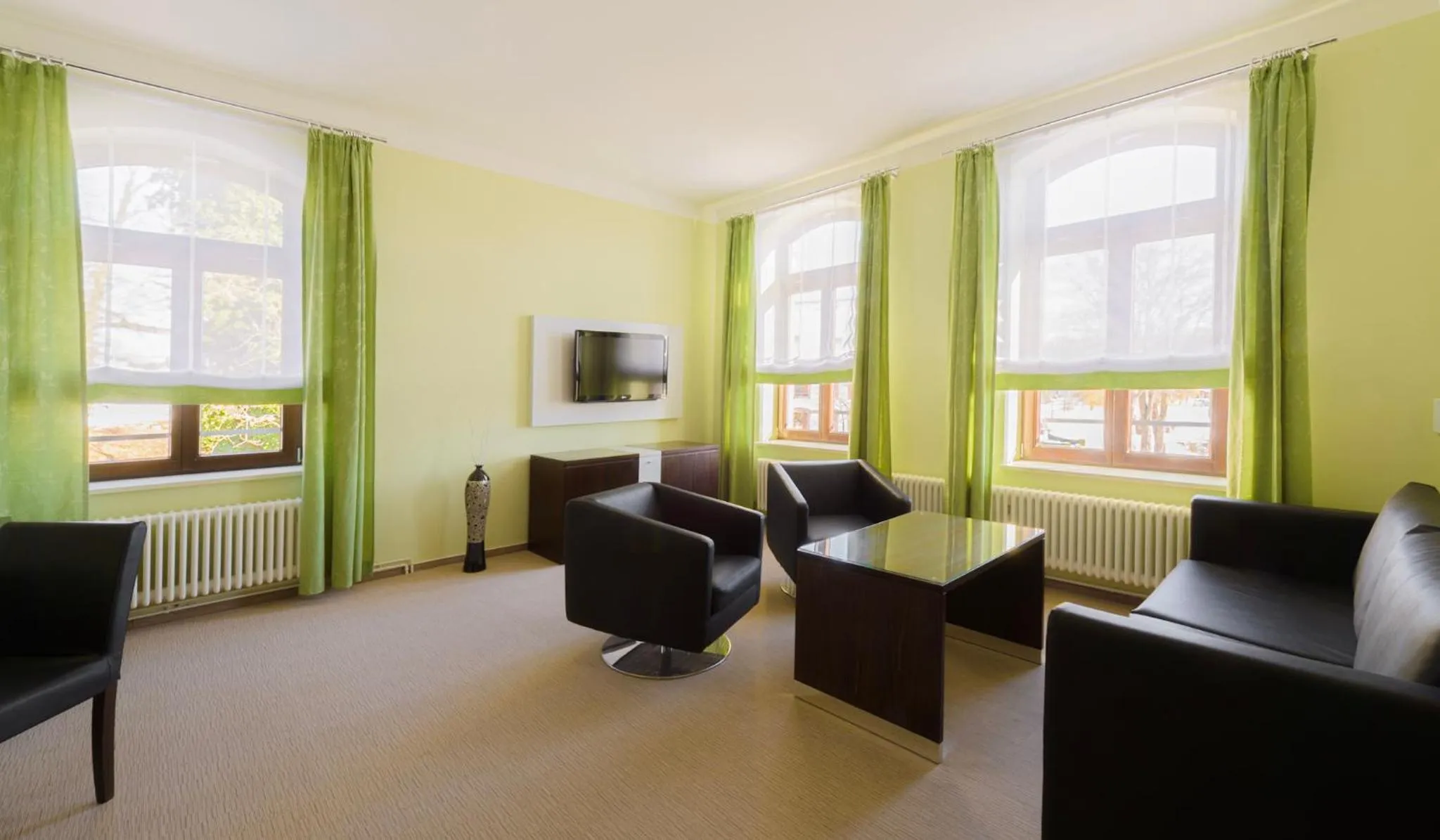 Photo of the whole room in Hotel Am Tiefwarensee