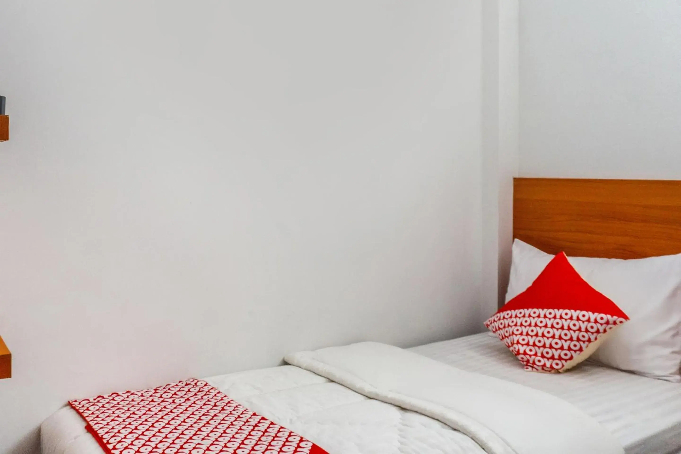 Bedroom, Bed in Hotel O Mandiri Guest House Syariah Bedroom, Bed in Hotel O Mandiri Guest House Syariah