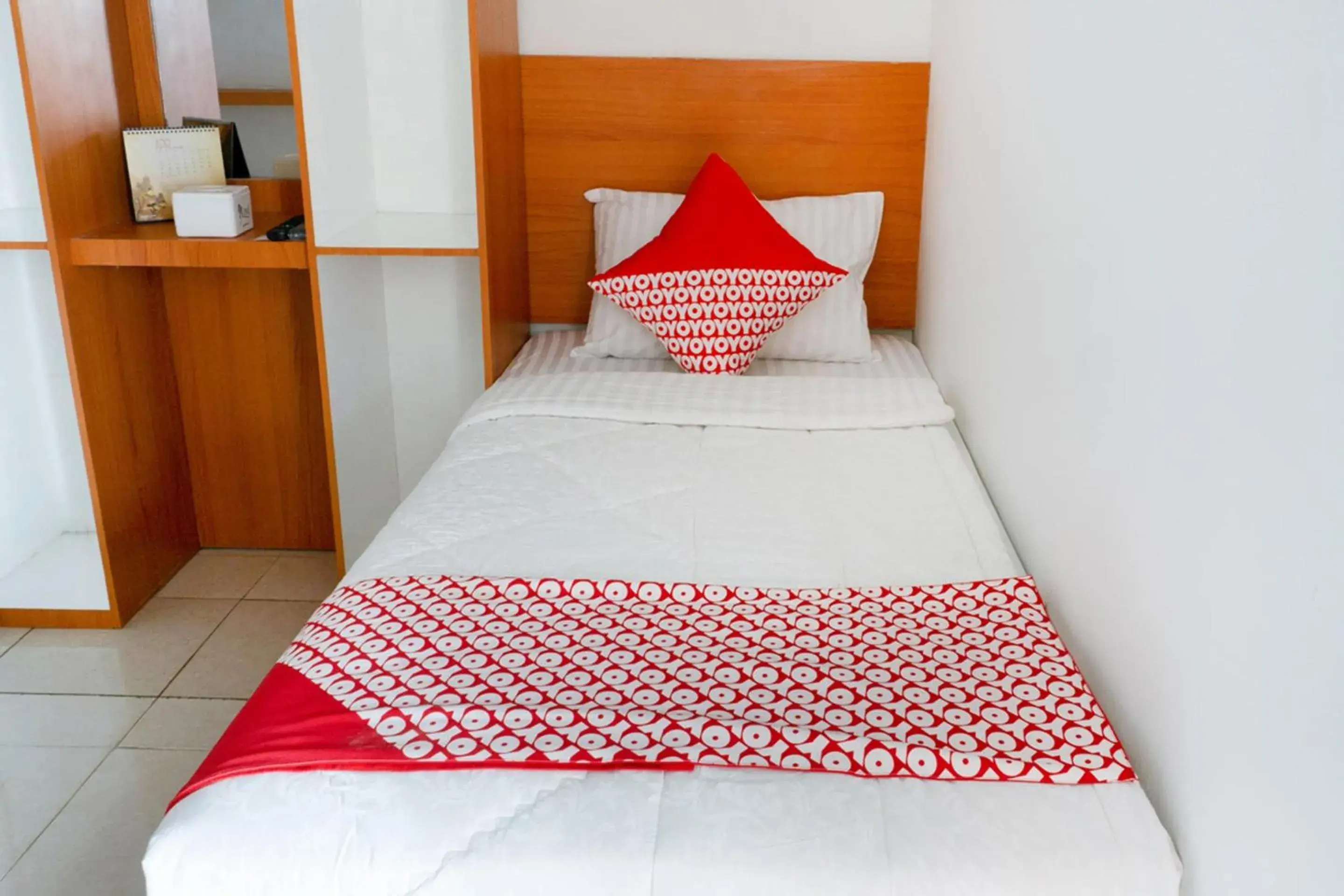 Bedroom, Bed in Hotel O Mandiri Guest House Syariah Bedroom, Bed in Hotel O Mandiri Guest House Syariah