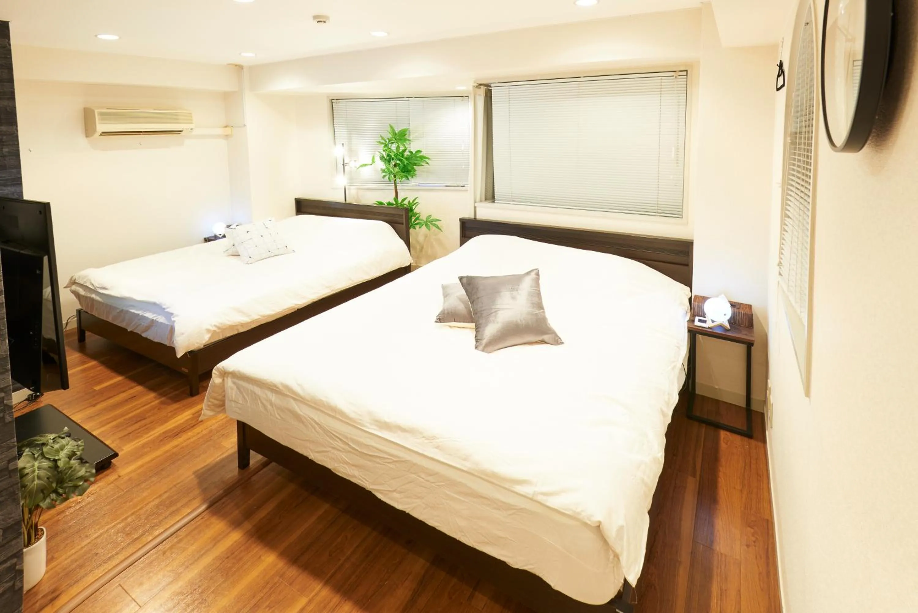 Bedroom, Bed in S'CASA NishiShinjuku