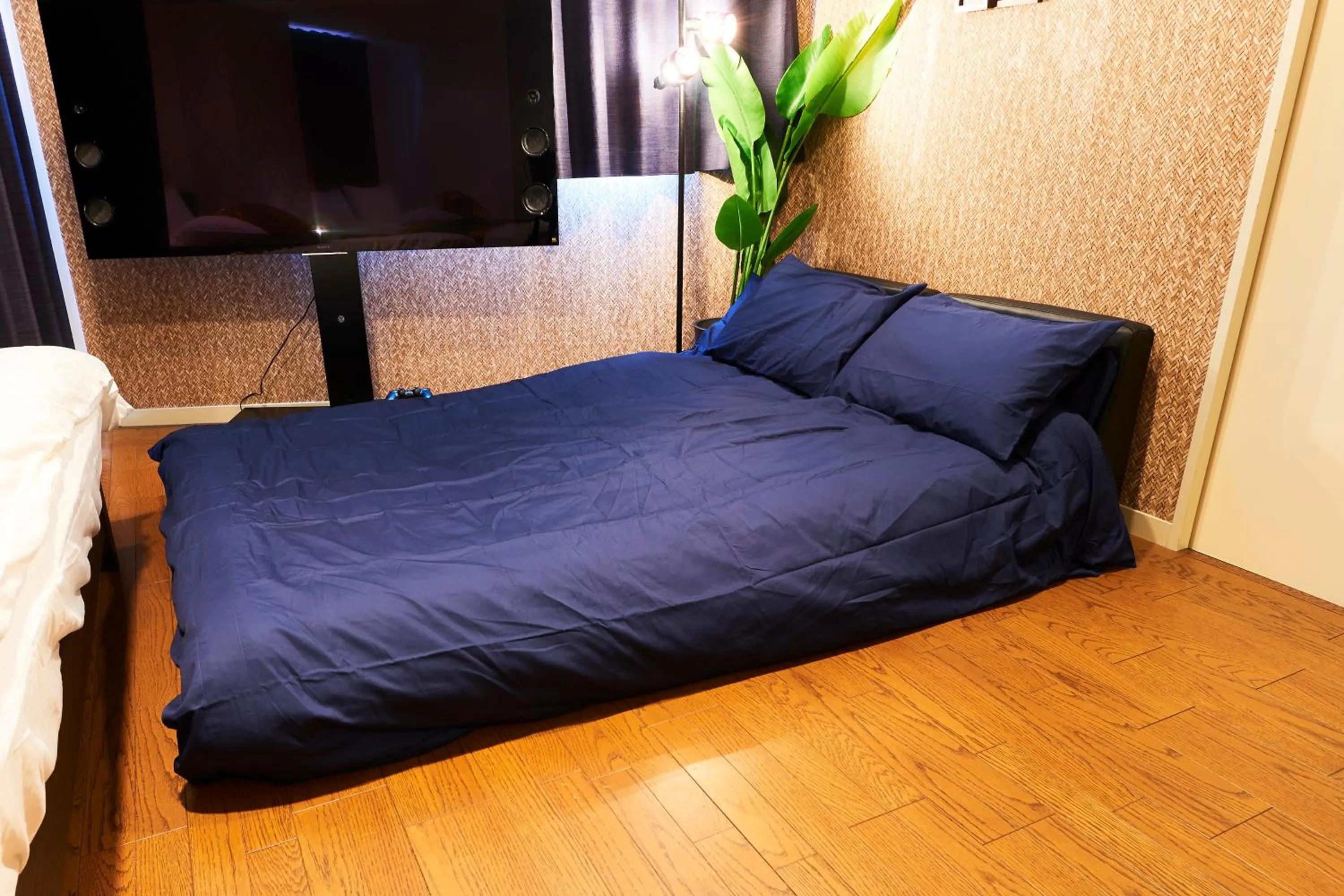 Bed in S'CASA NishiShinjuku