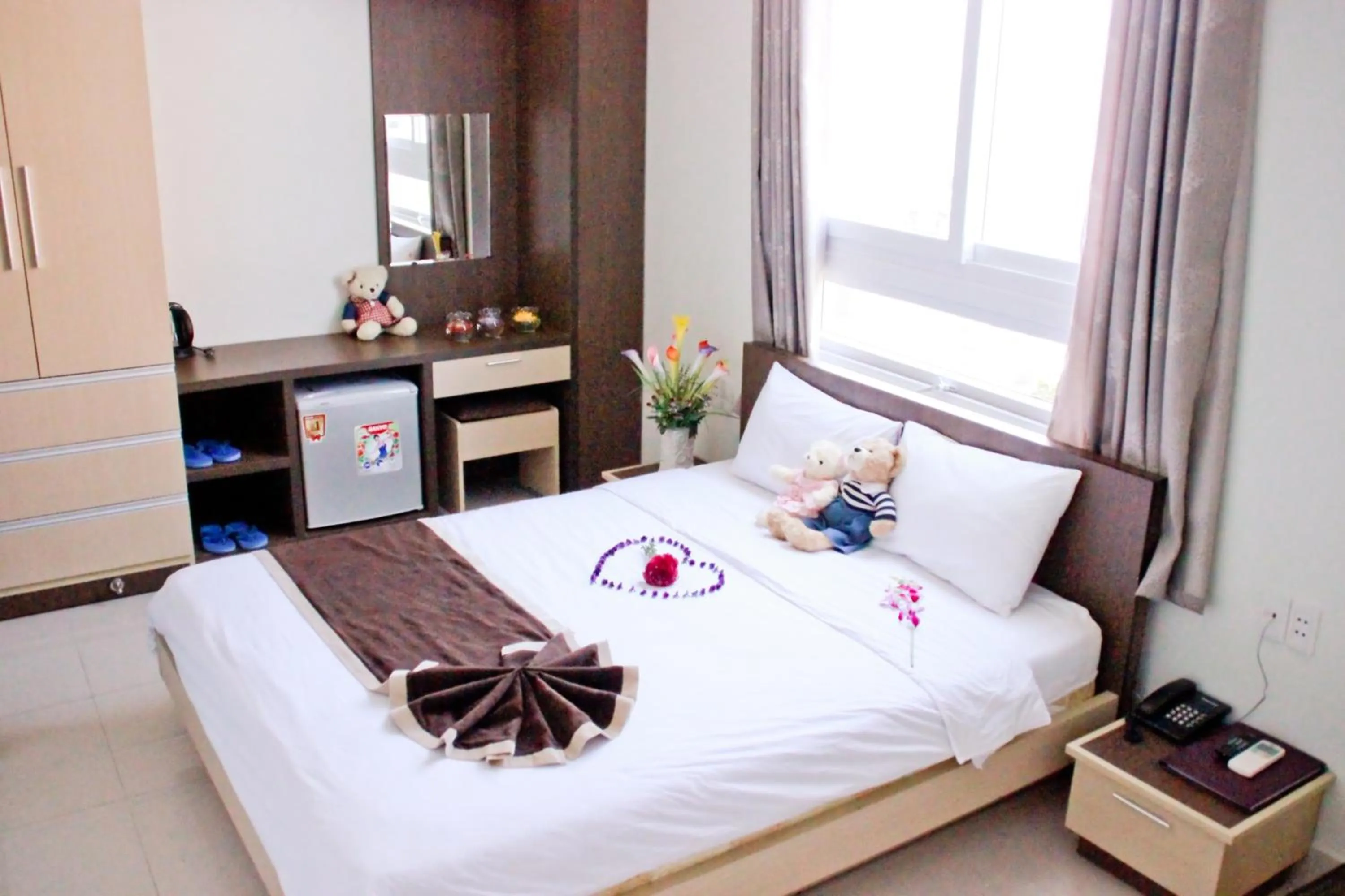 Bedroom, Bed in Princess Hotel