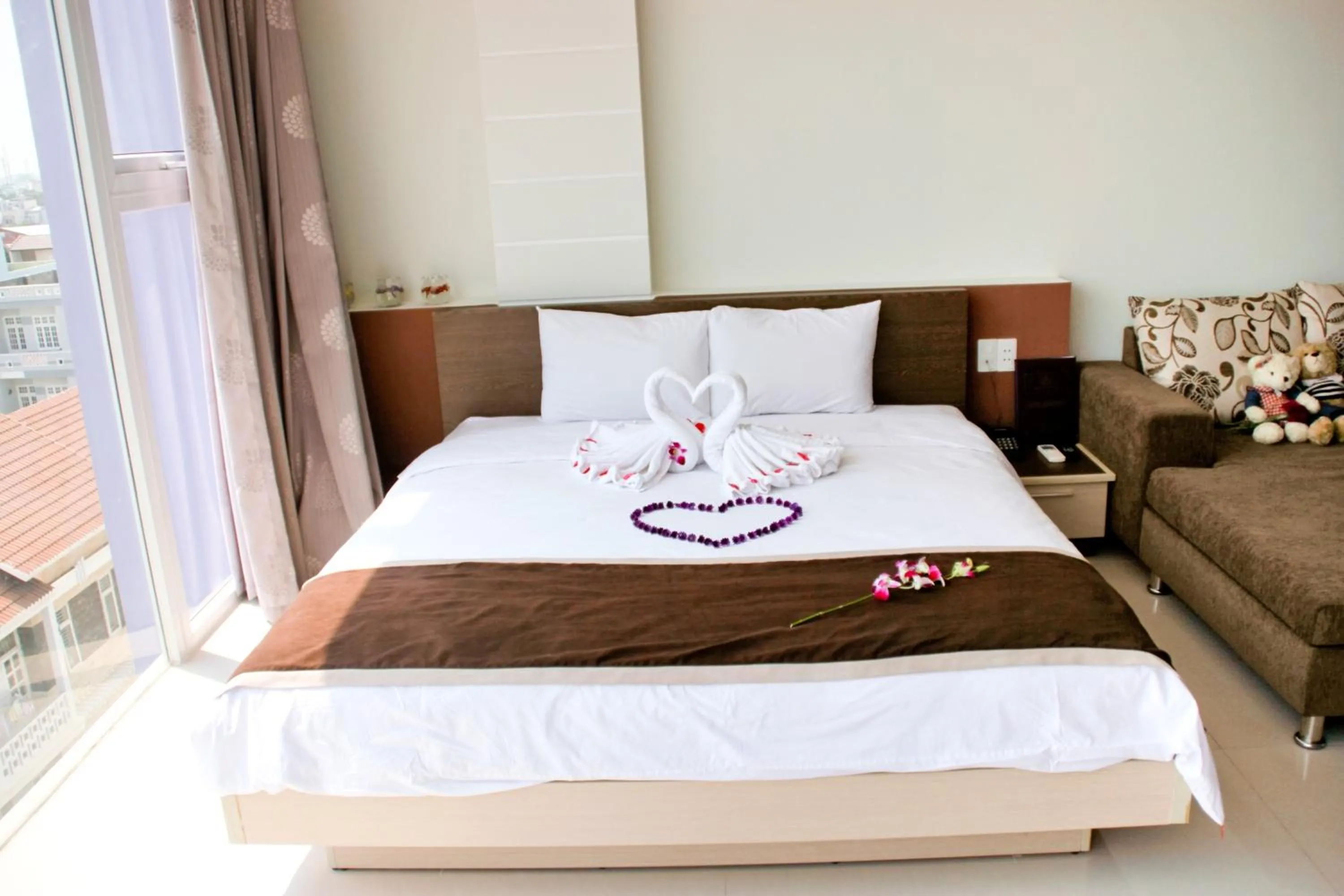 Bedroom, Bed in Princess Hotel