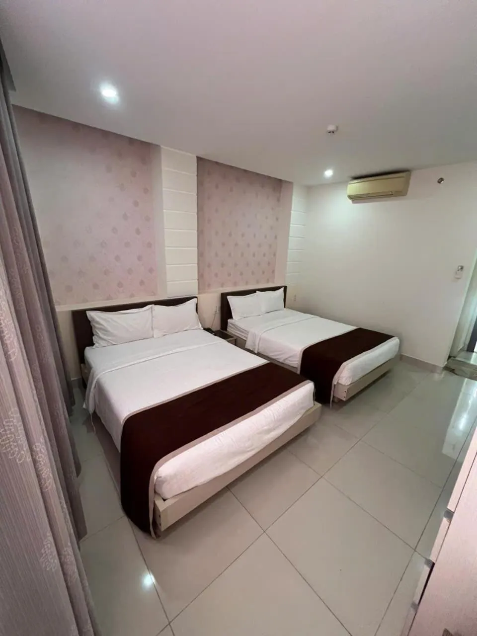 Photo of the whole room, Bed in Princess Hotel