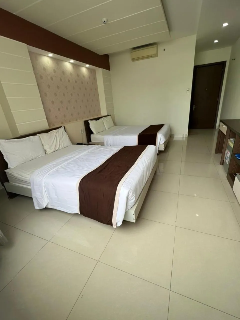 Bedroom, Bed in Princess Hotel