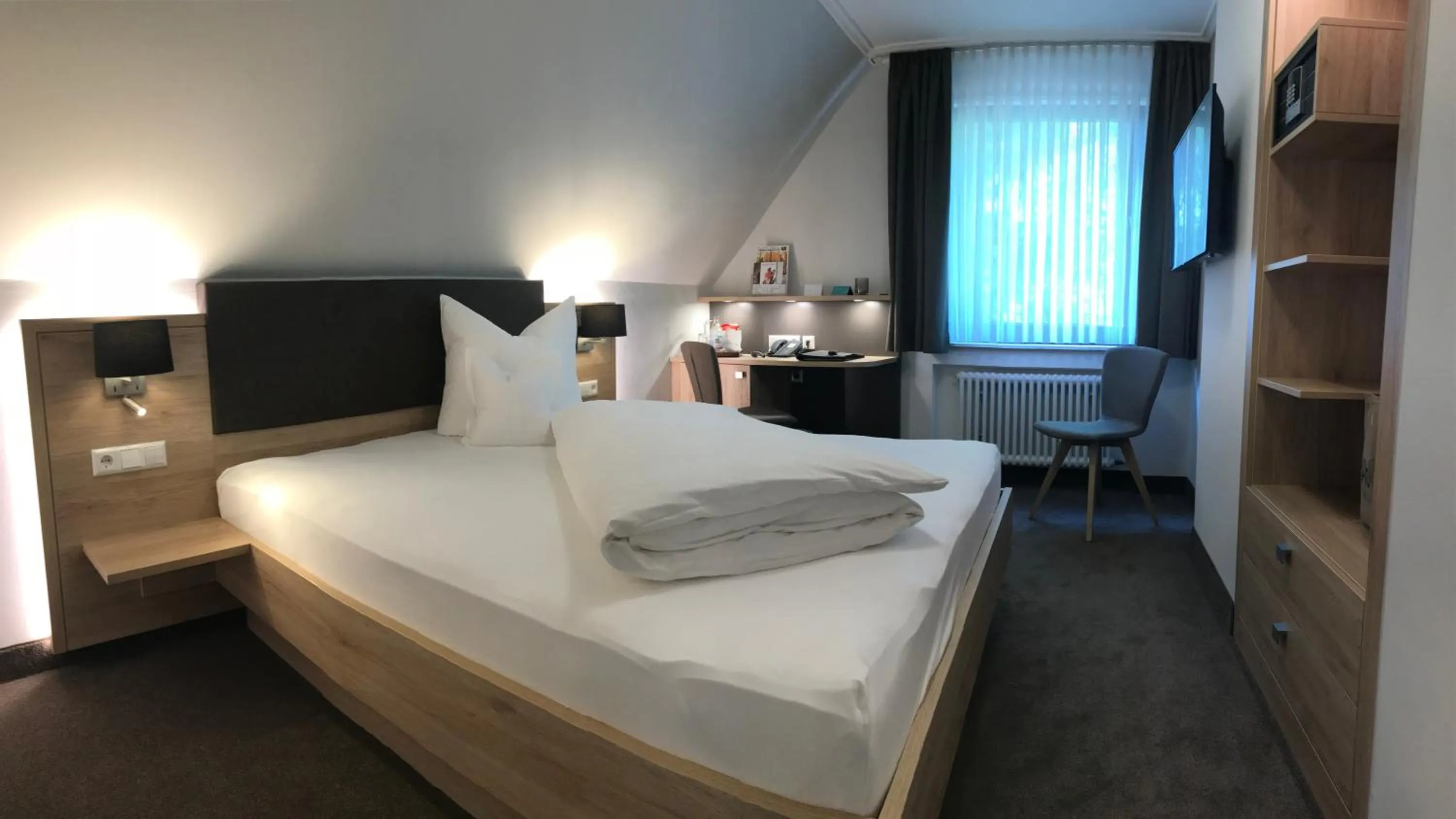 Photo of the whole room, Bed in Forellenhof Rössle Hotel & Restaurant
