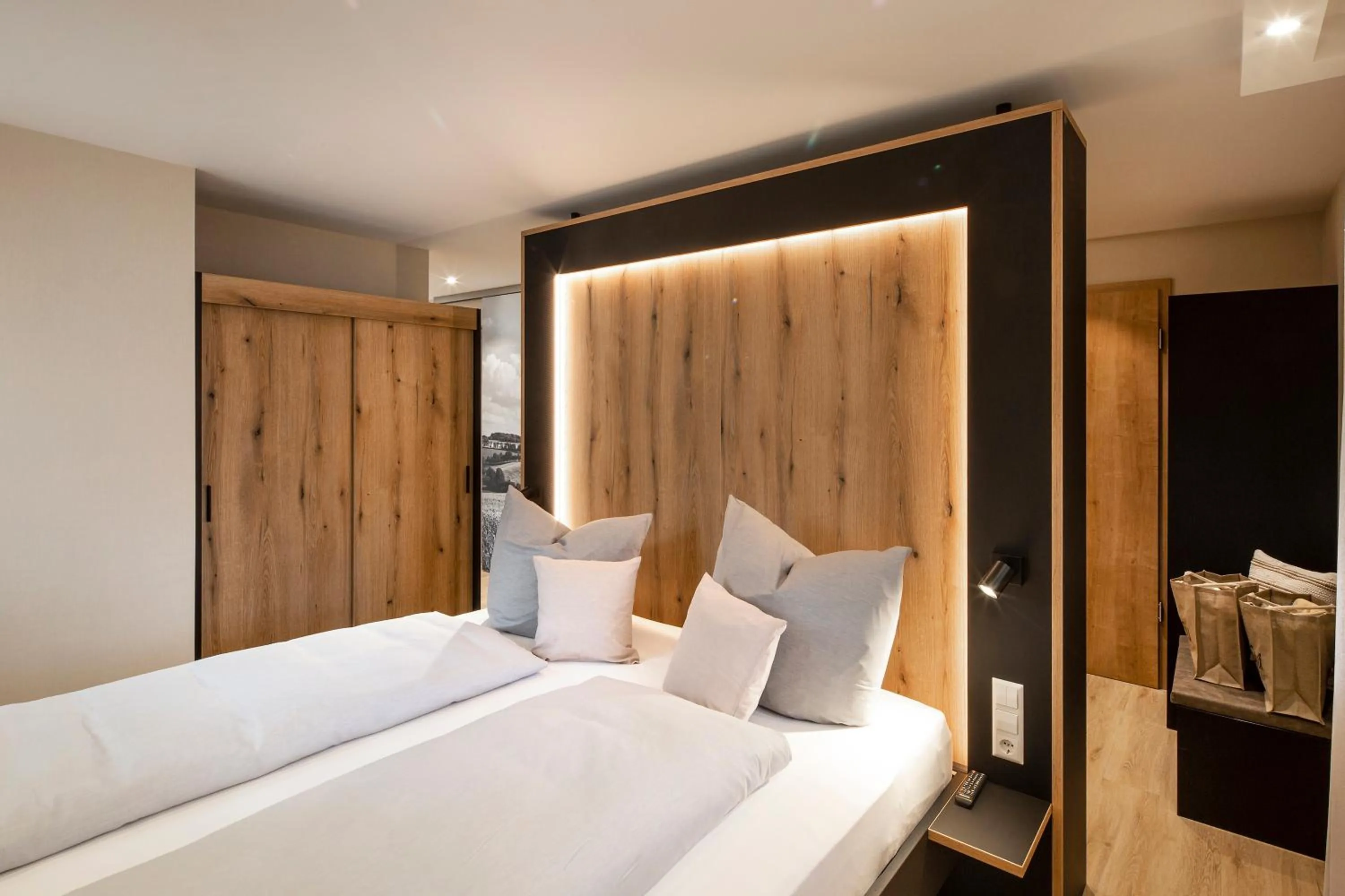 Bedroom, Bed in Forellenhof Rössle Hotel & Restaurant