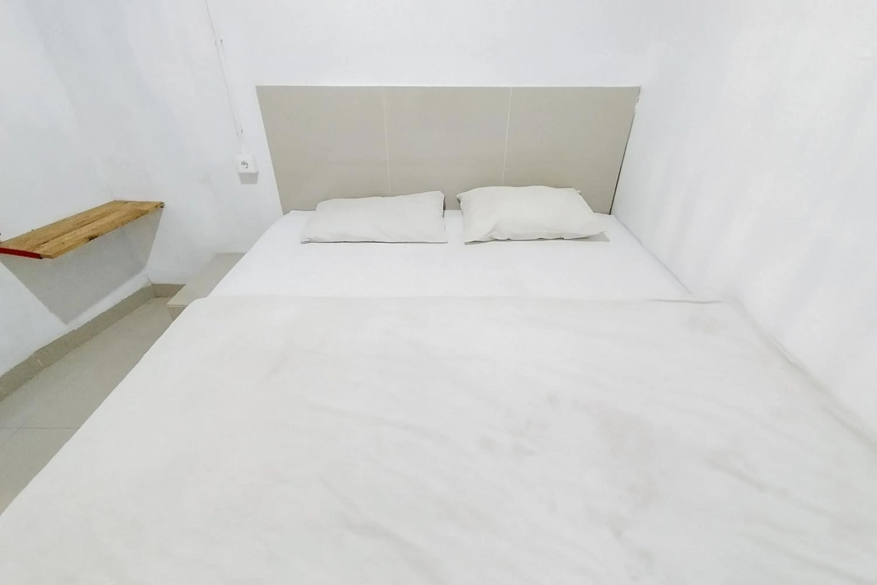 Bed in Alfalah Residence Syariah Mitra RedDoorz