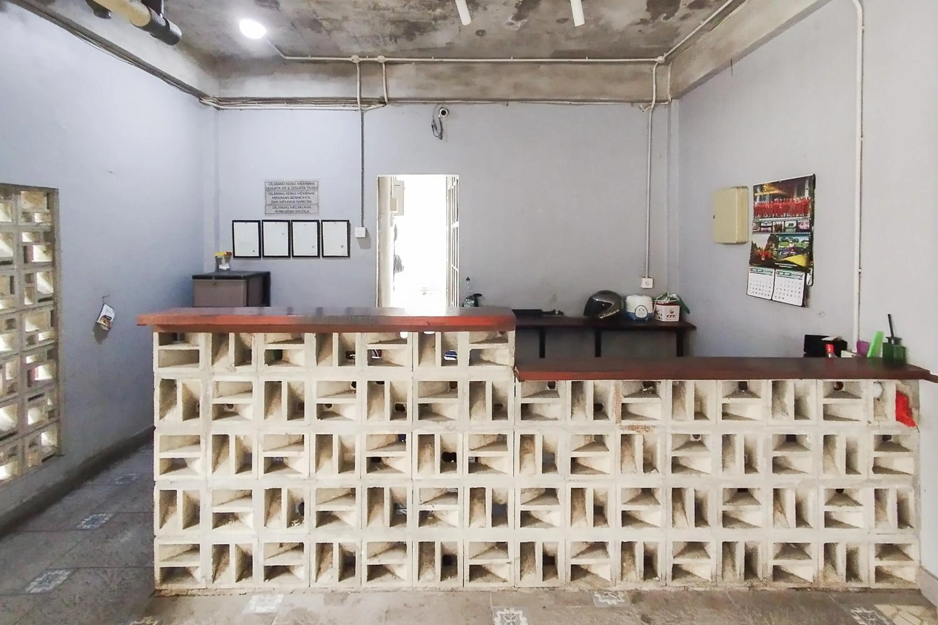 Lobby or reception in Alfalah Residence Syariah Mitra RedDoorz