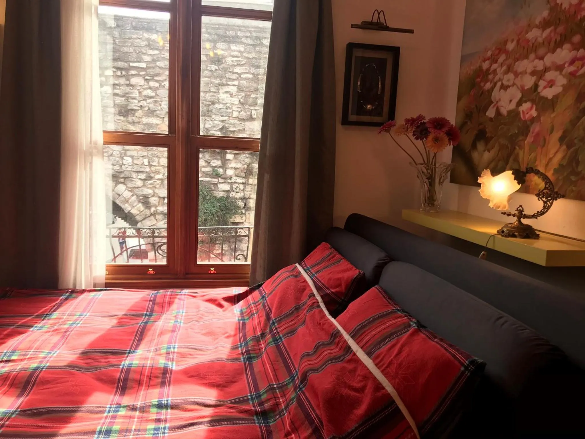 Bed in No 1 House By Valence