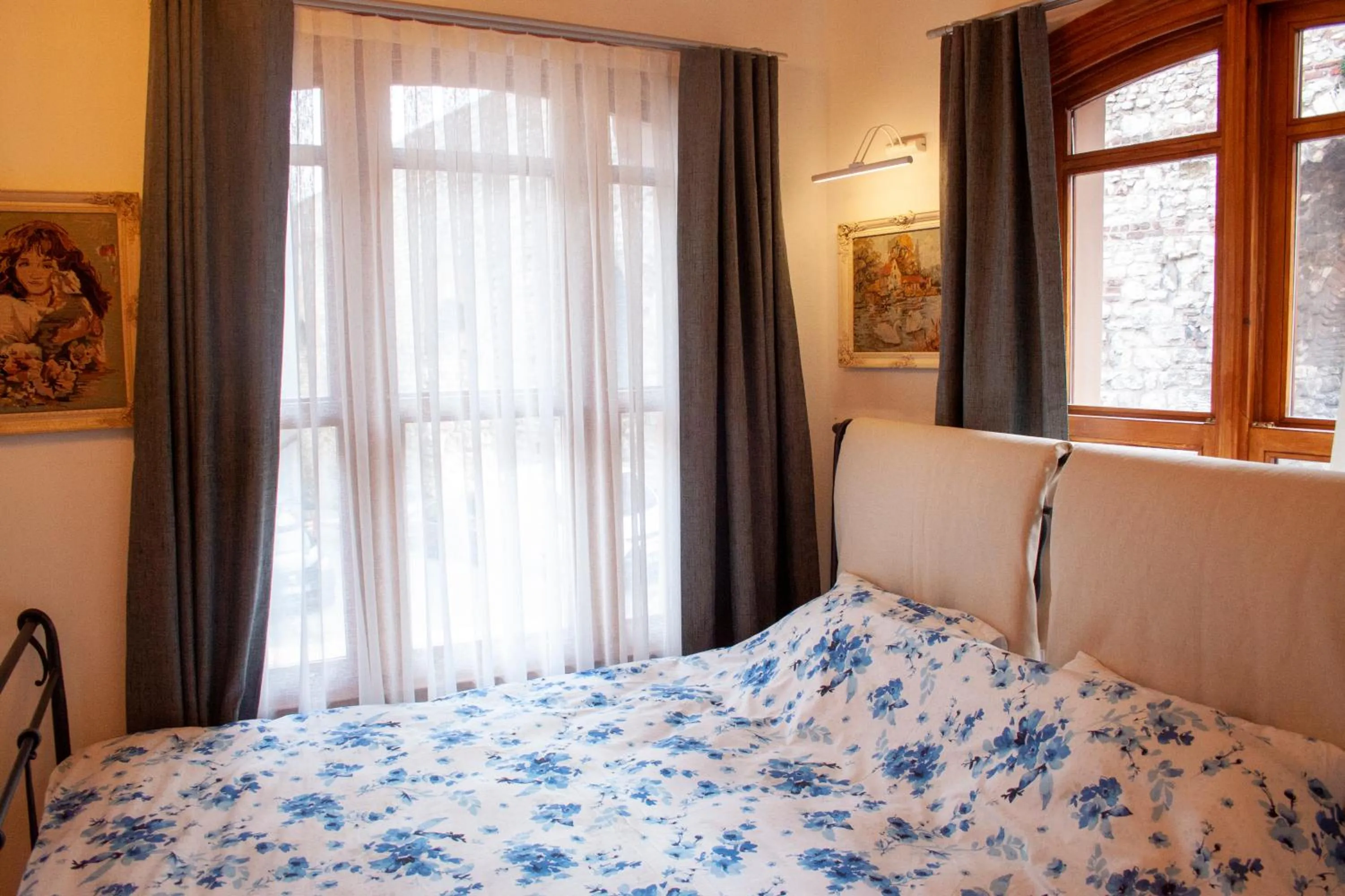 Bed in No 1 House By Valence