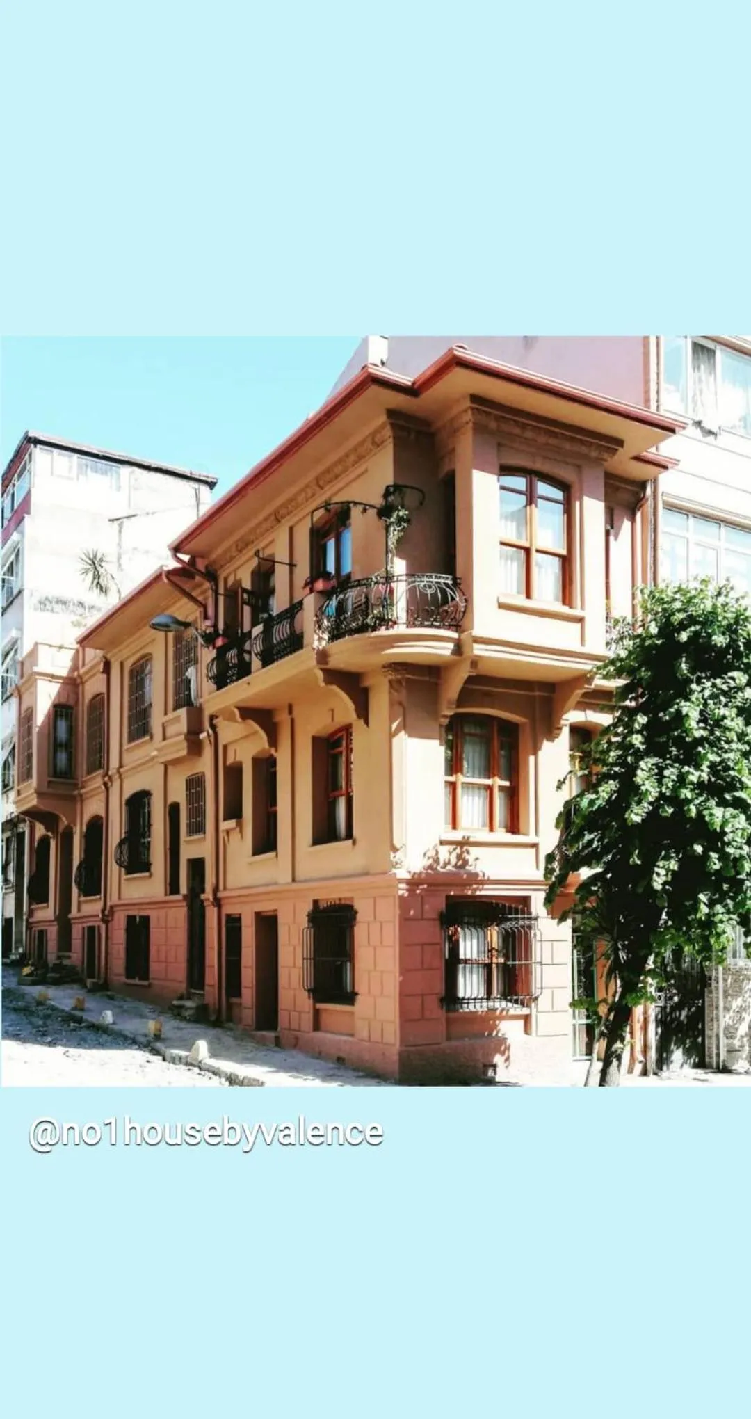 No 1 House By Valence