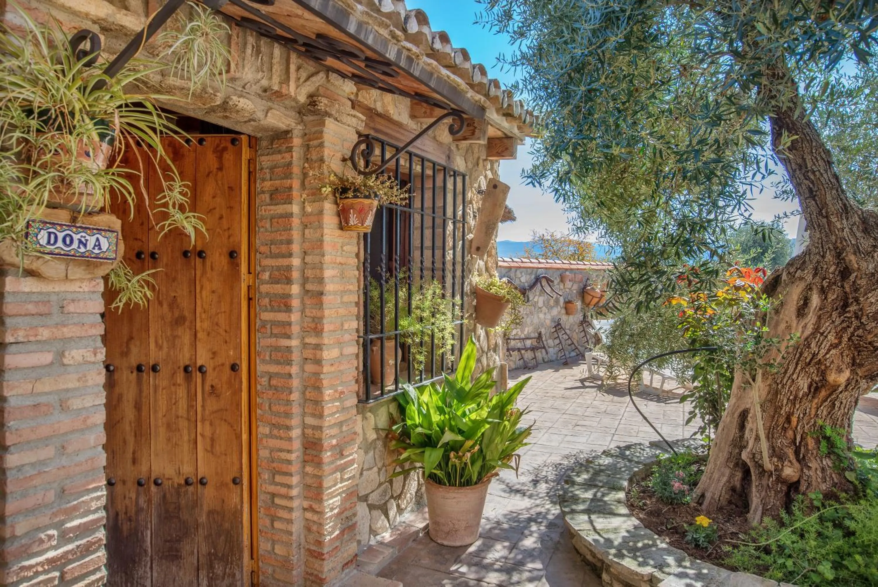 Property building in Alojamiento Rural La Pila