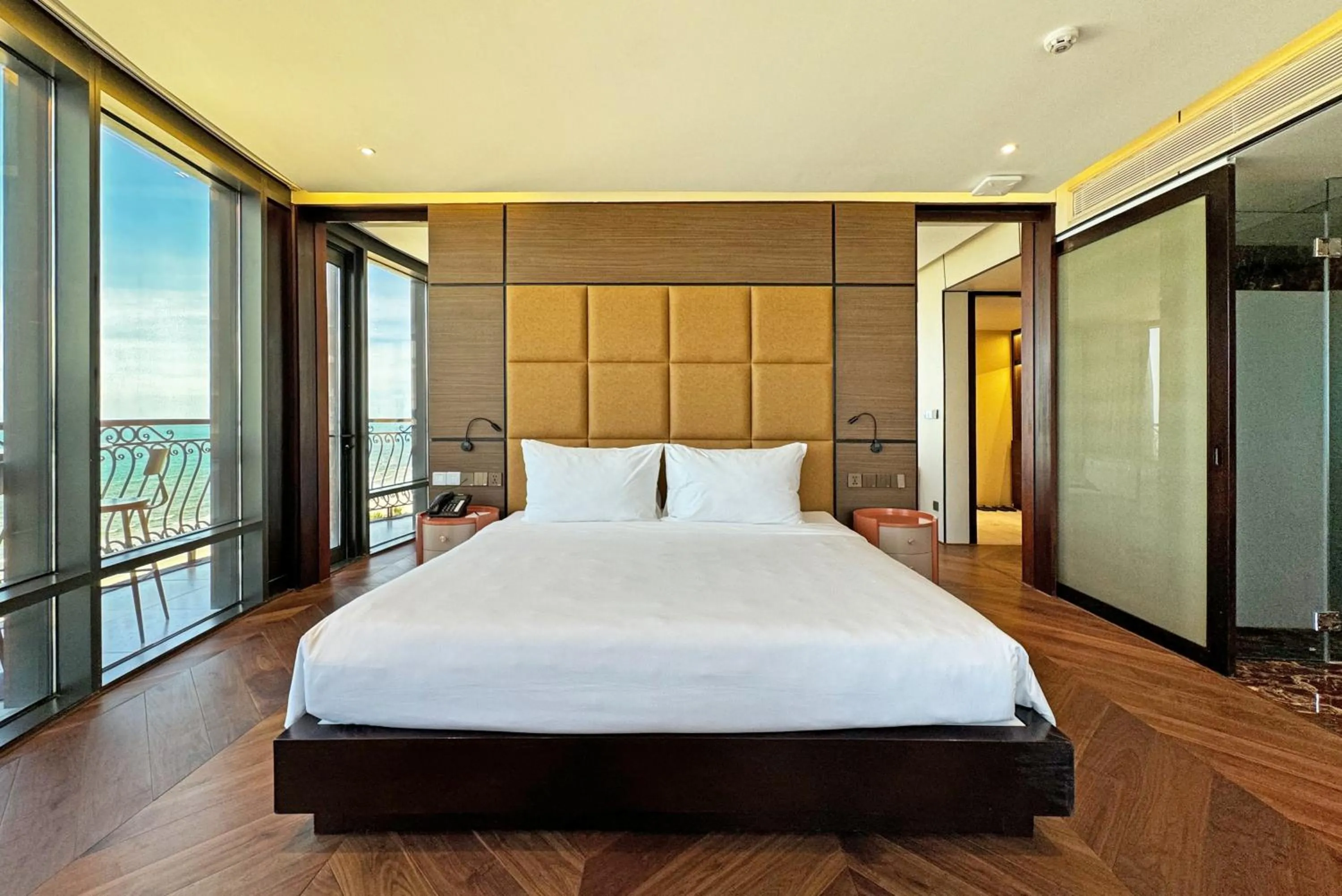 Bed in Holiday Beach Hotel Danang