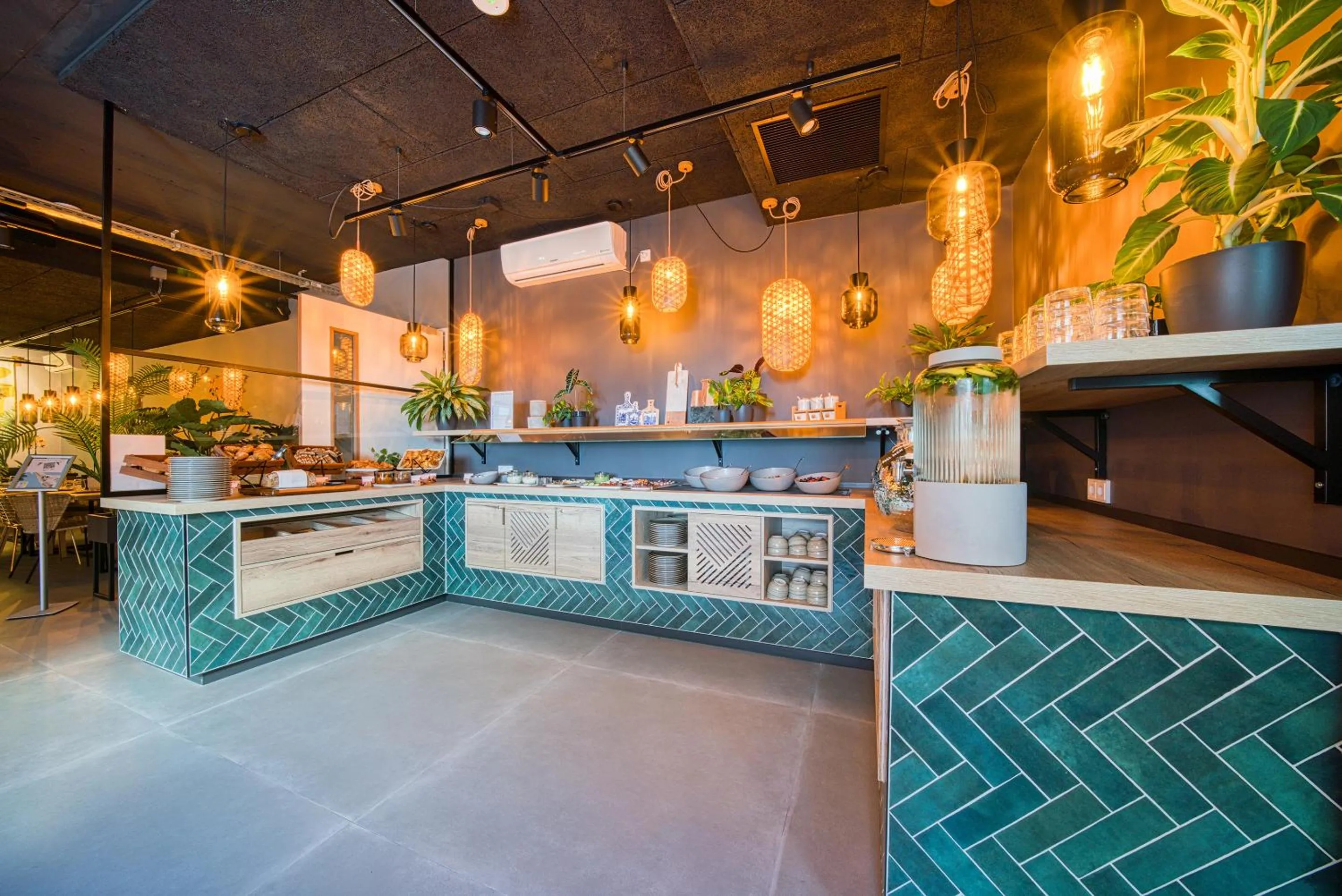 Buffet breakfast in Vienna House Easy by Wyndham Amsterdam Airport Schiphol